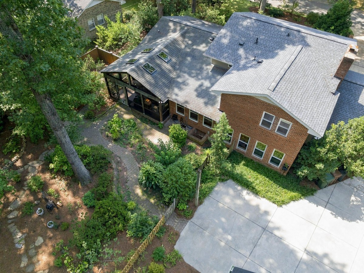 main property photo 60