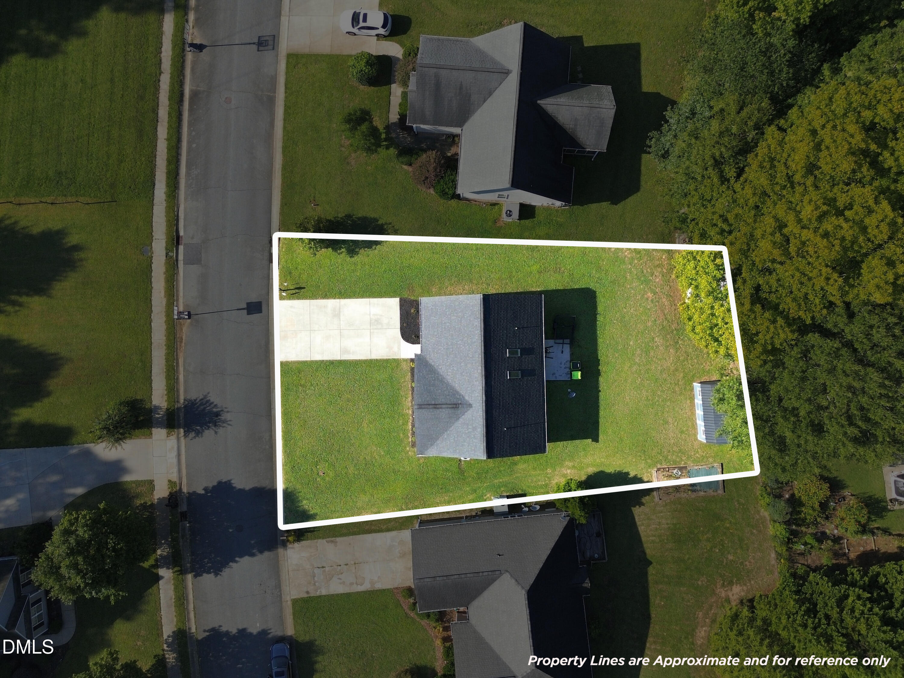 main property photo 12