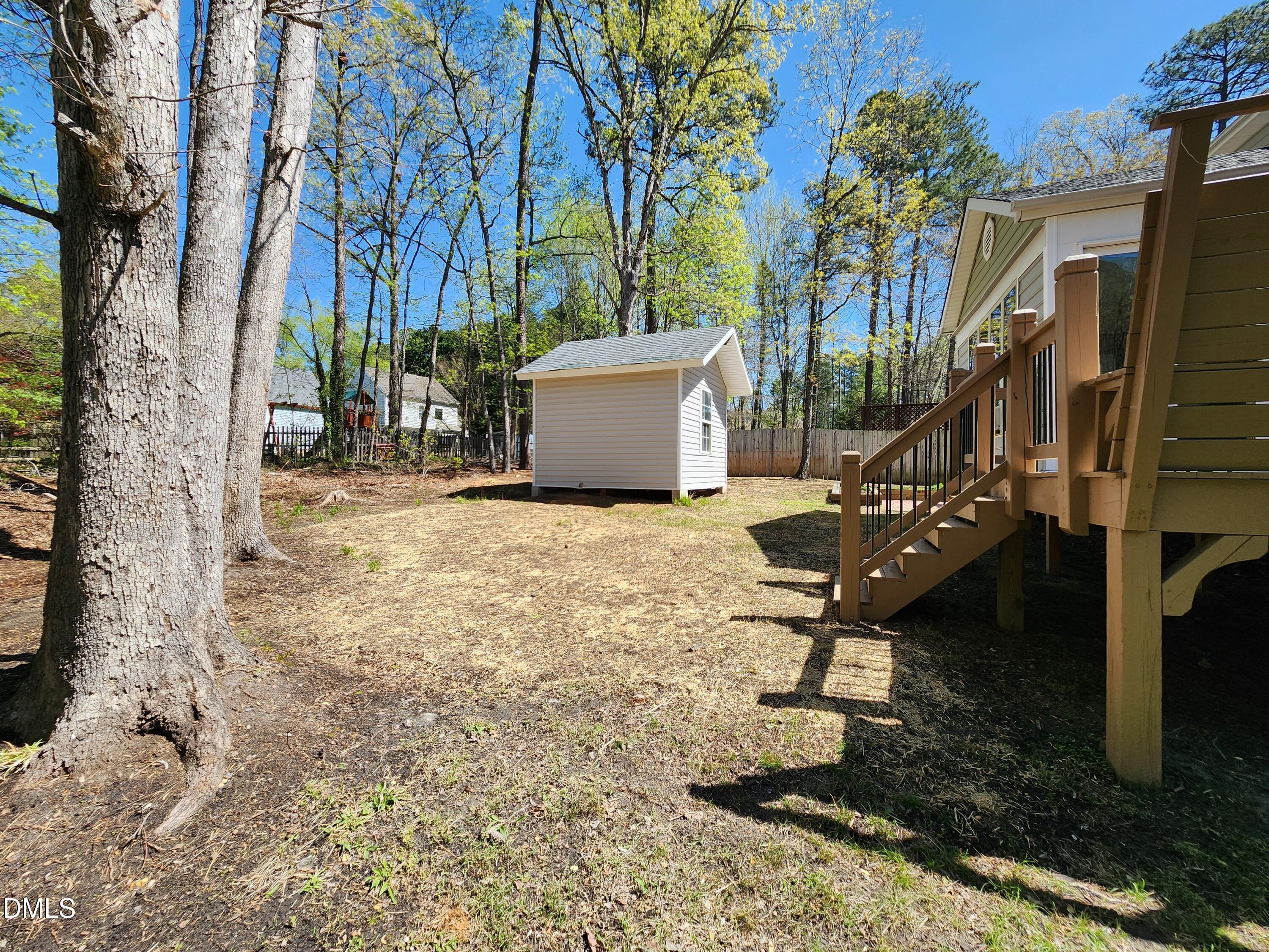 main property photo 37