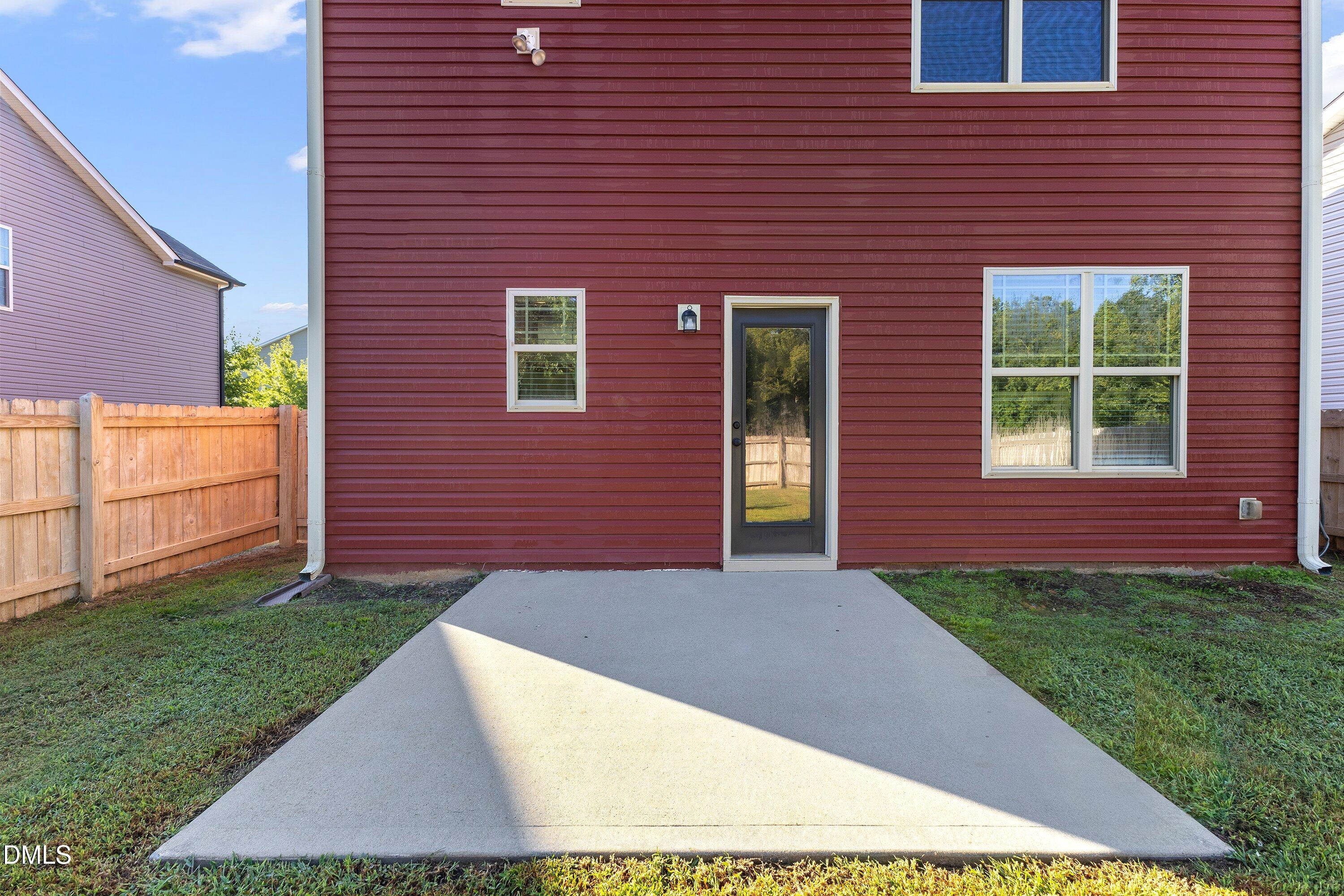 main property photo 45