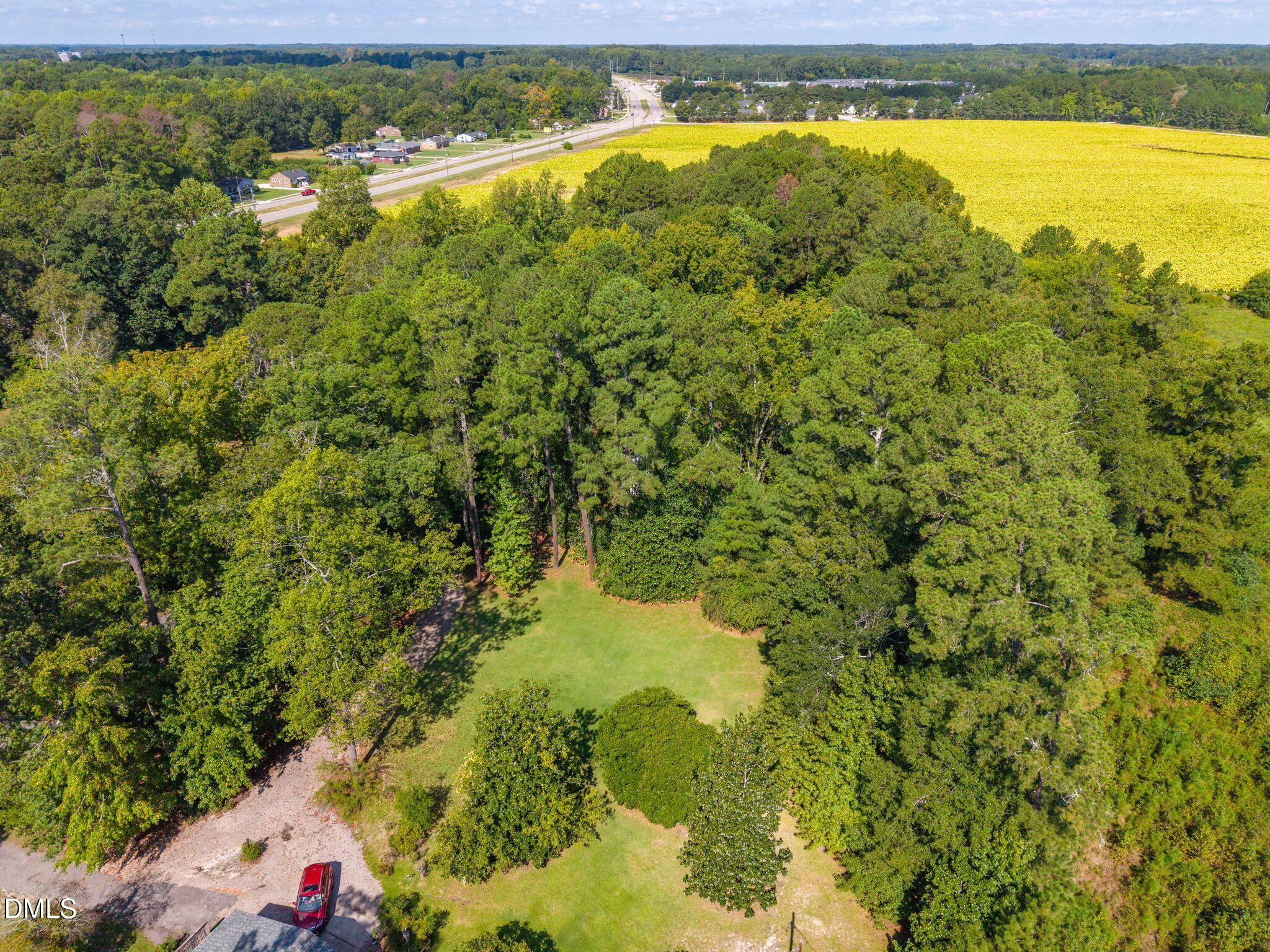 main property photo 17