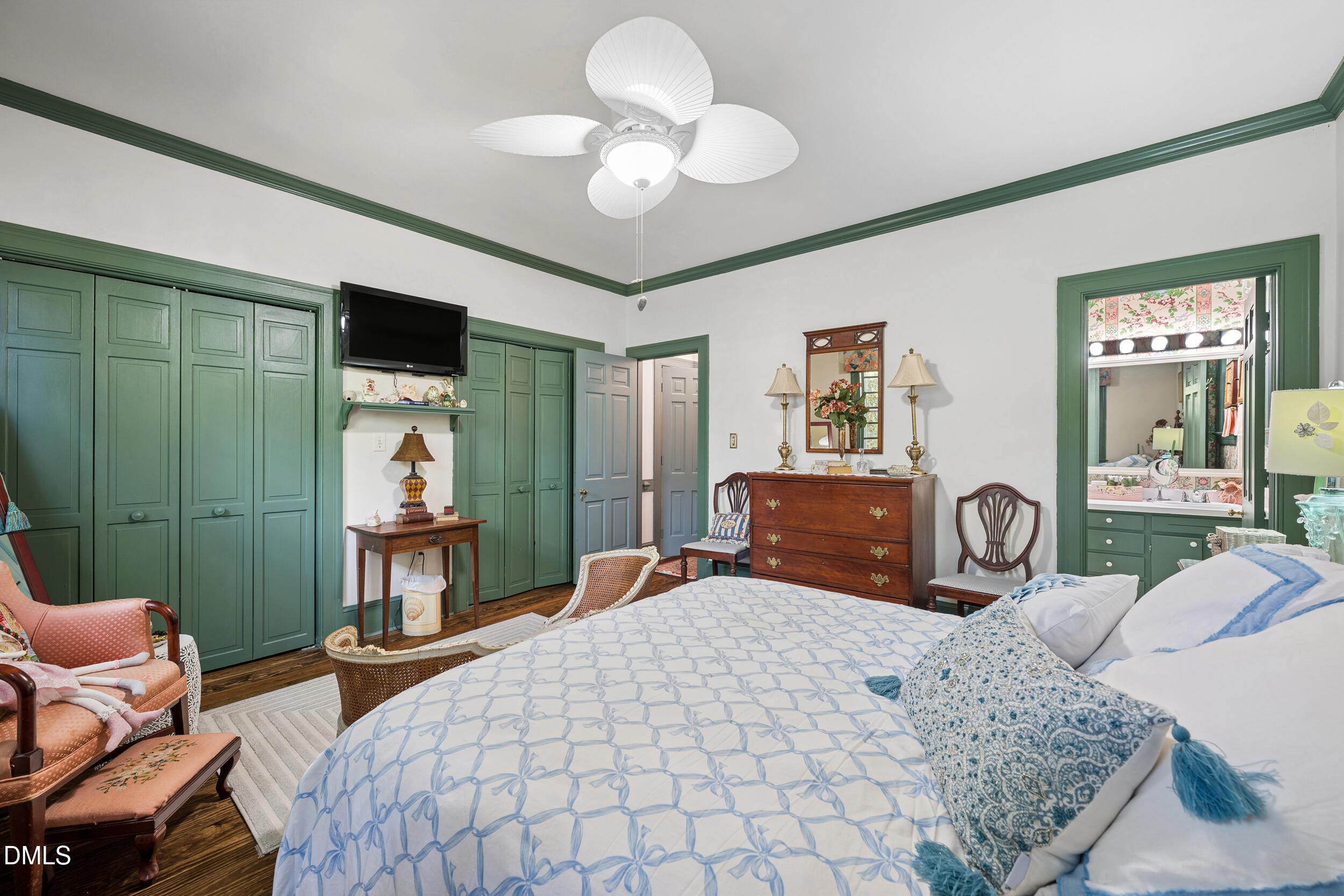 main property photo 23