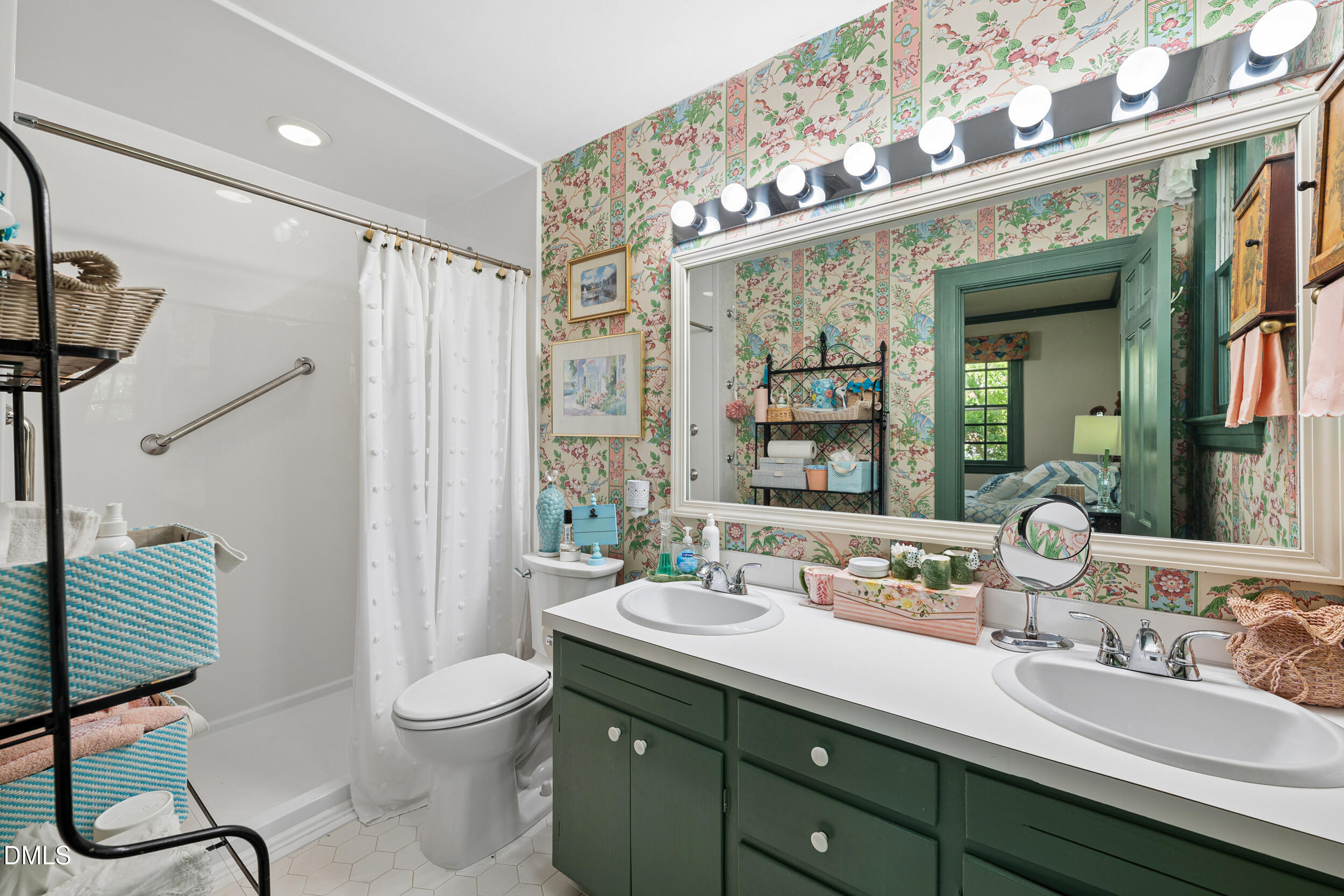 main property photo 24