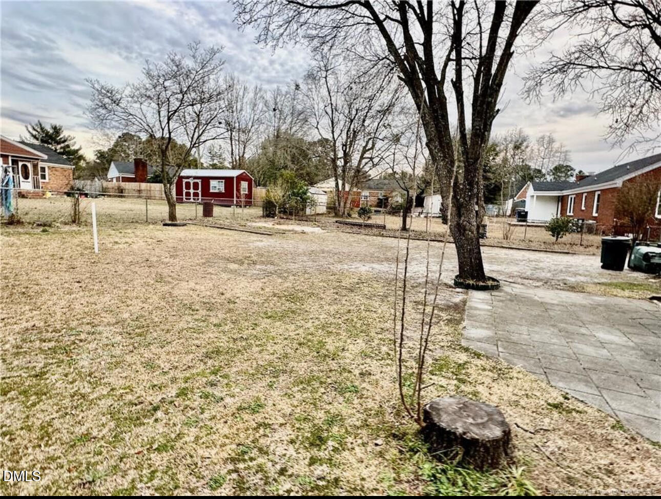 main property photo 10