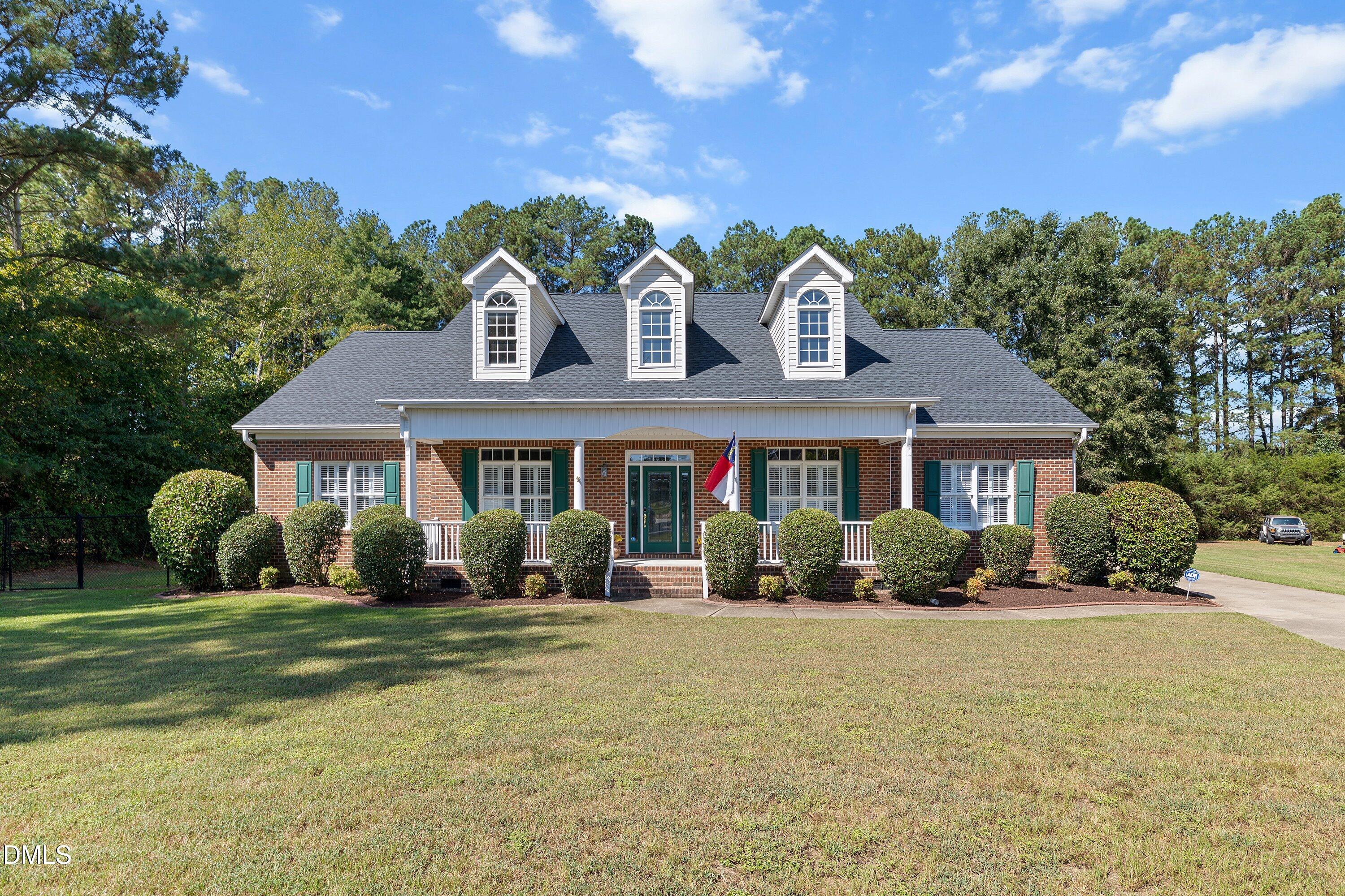 main property photo 3