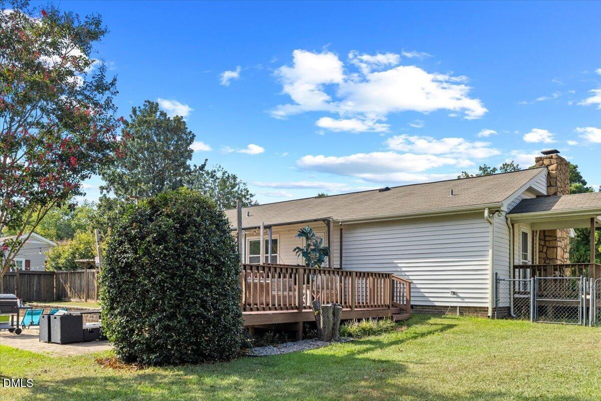 main property photo 41