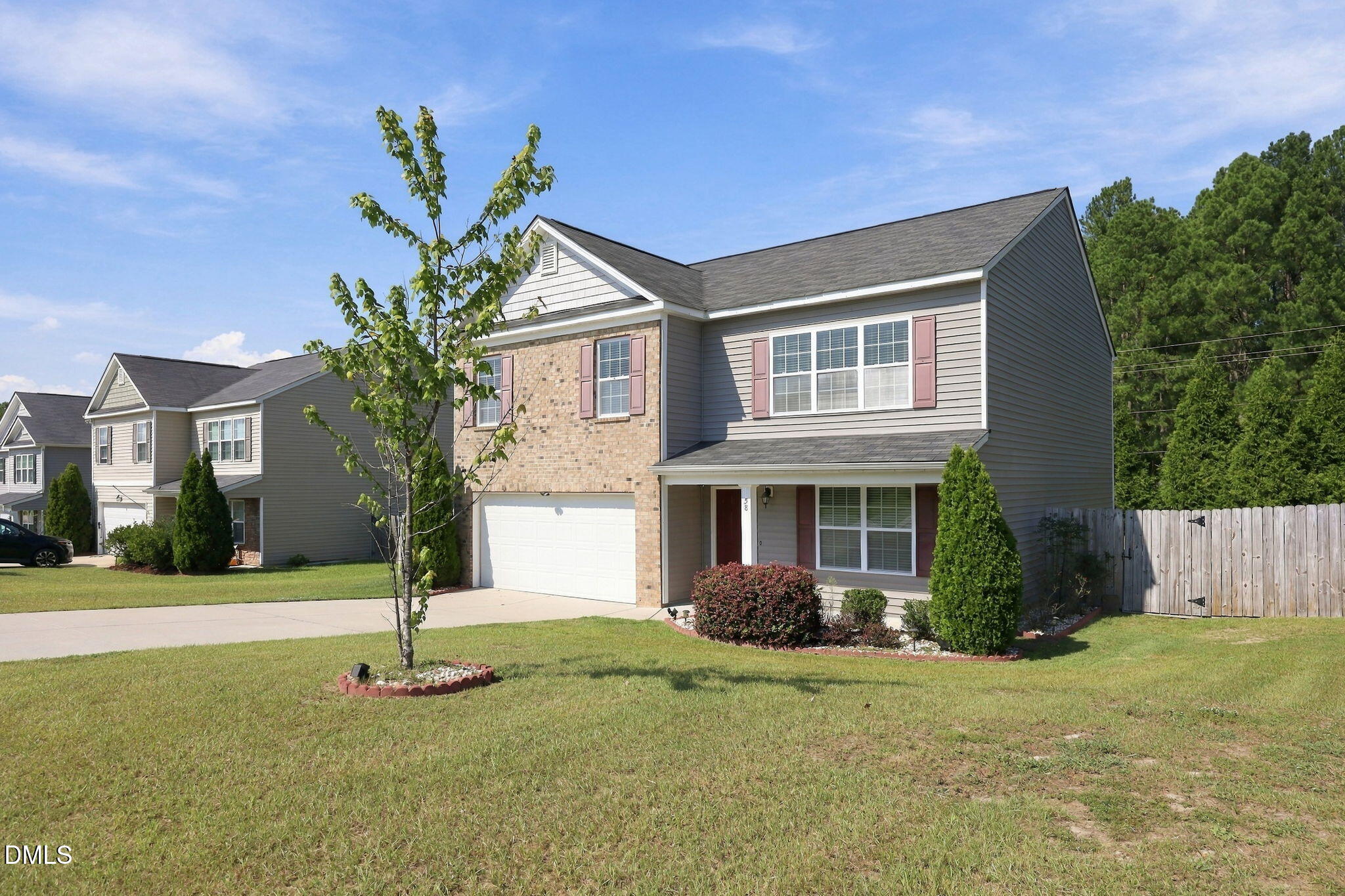 main property photo 5