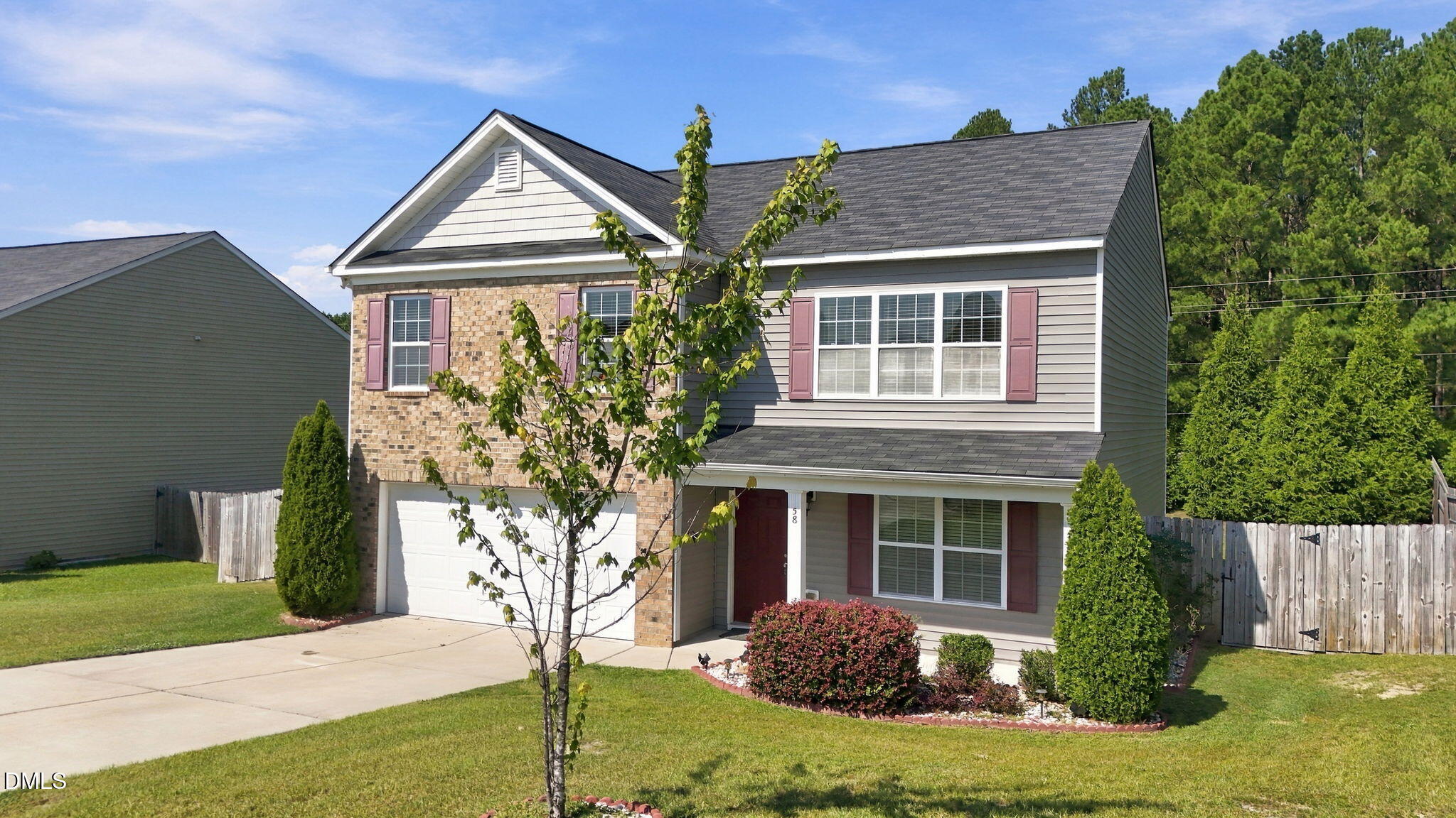 main property photo 6