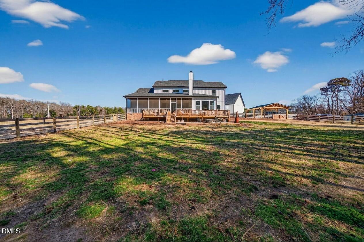 main property photo 22