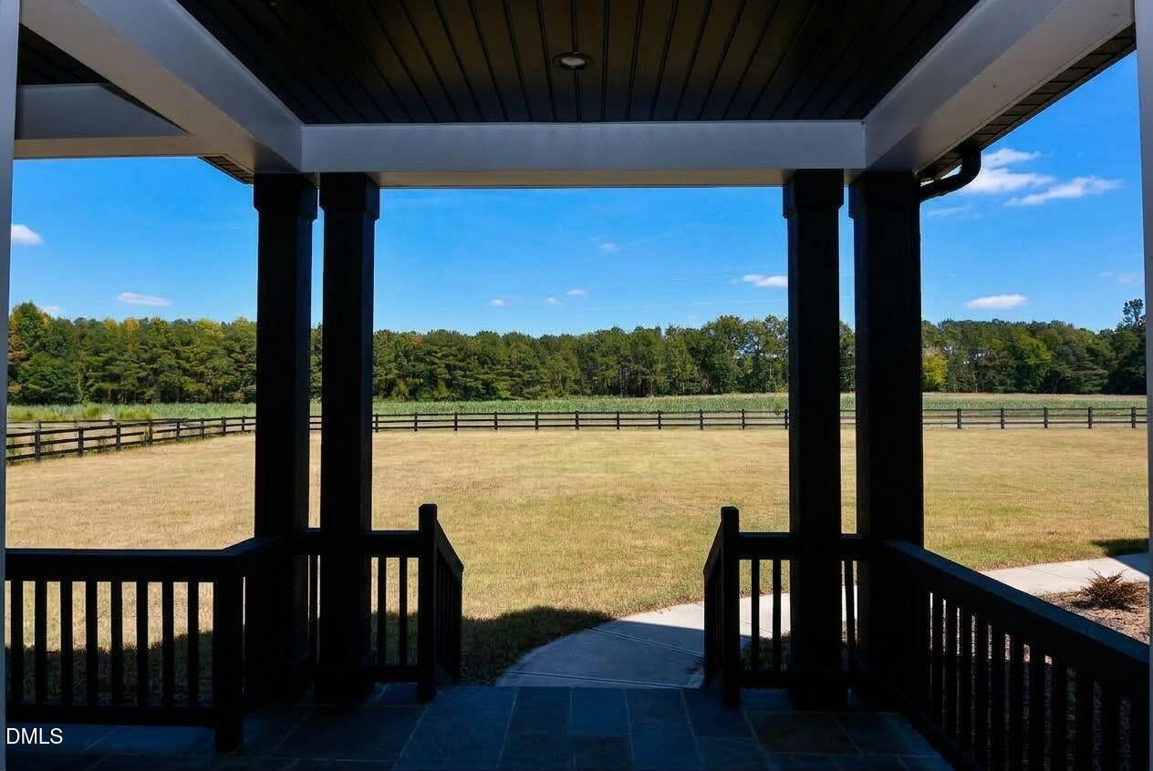 main property photo 26