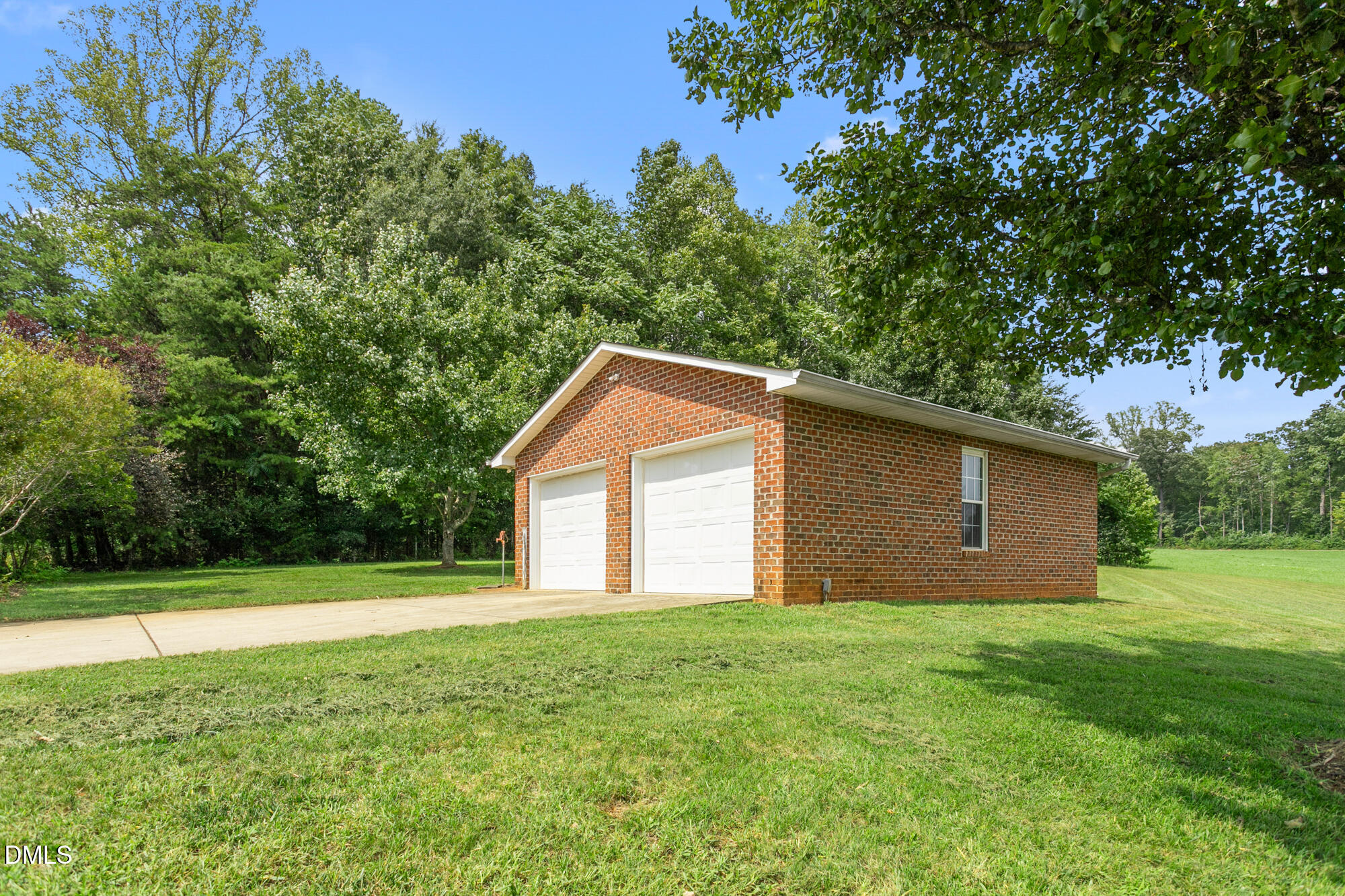 main property photo 59
