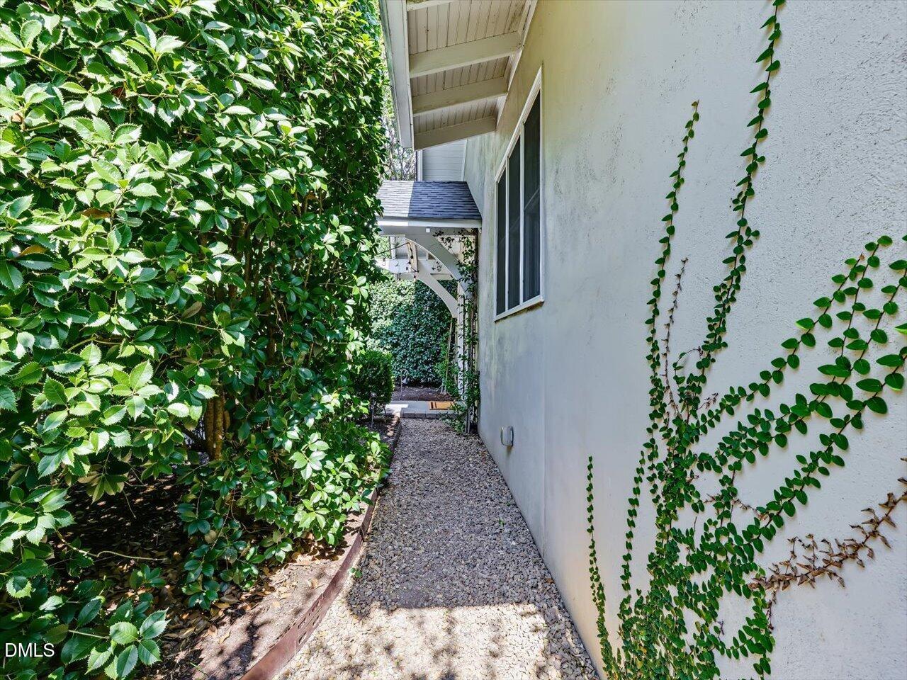 main property photo 61