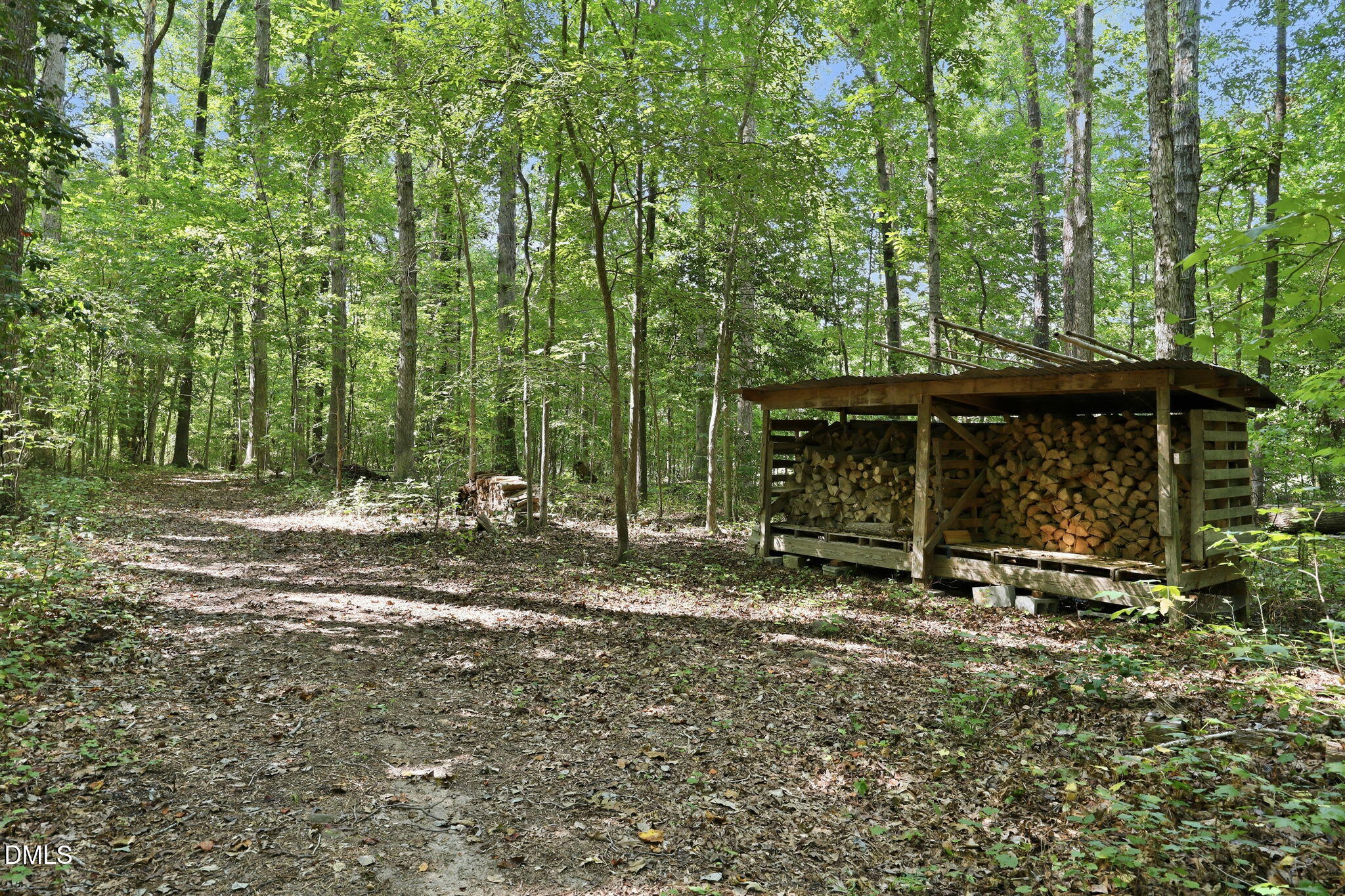 main property photo 34