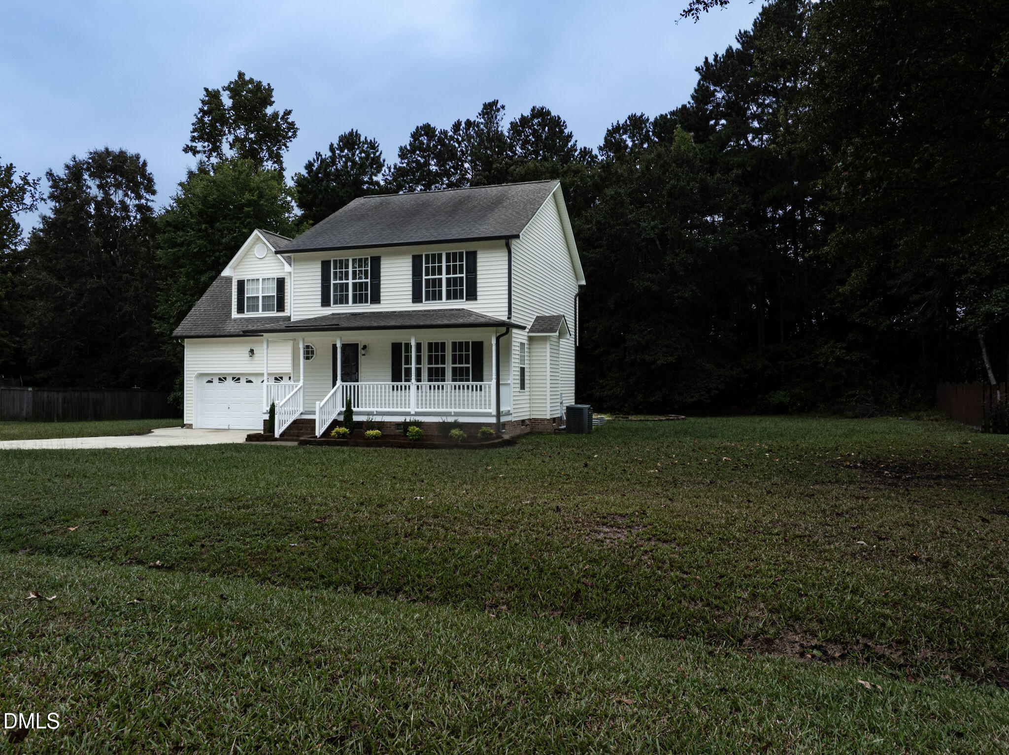 main property photo 14