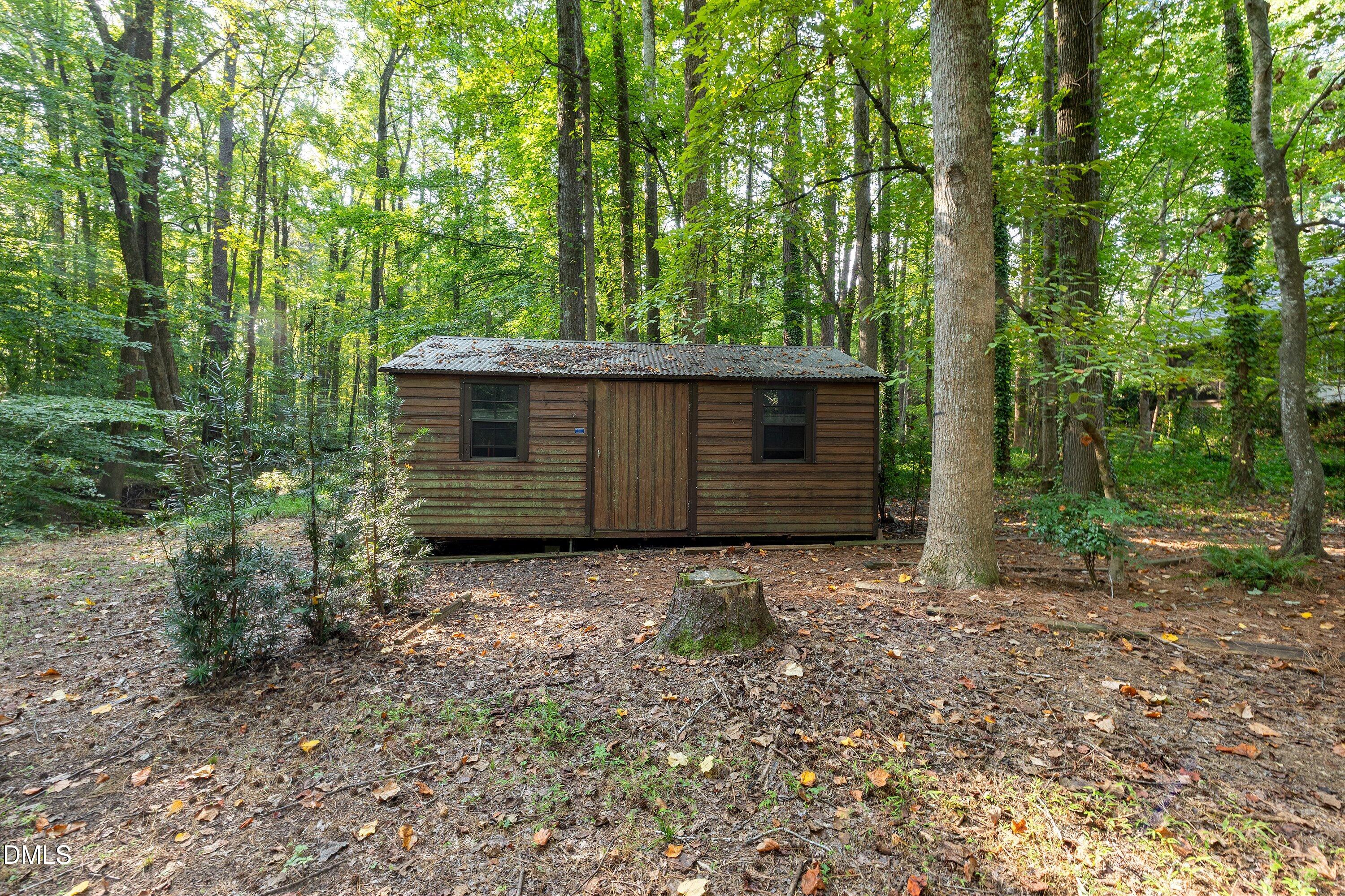 main property photo 45