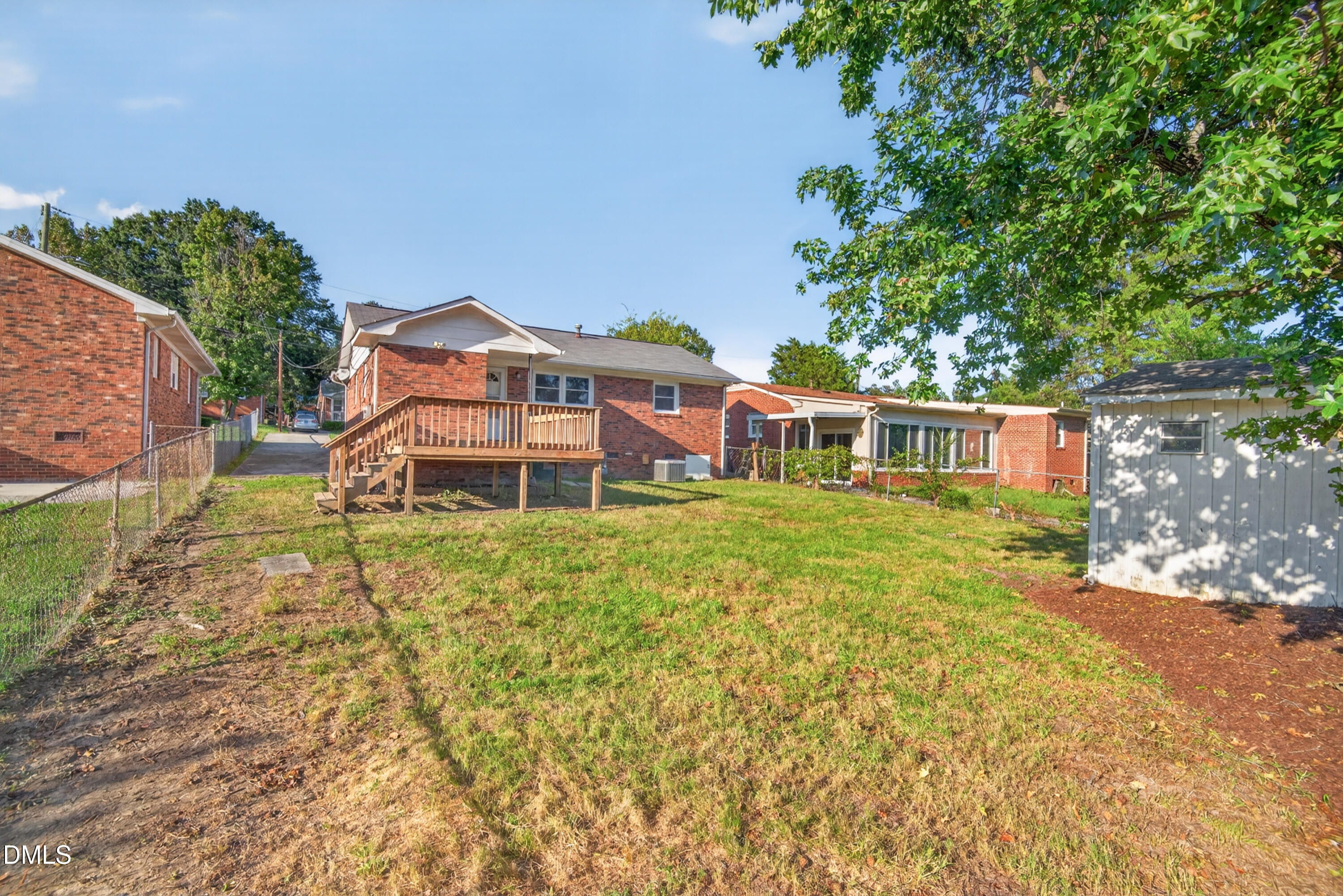 main property photo 21