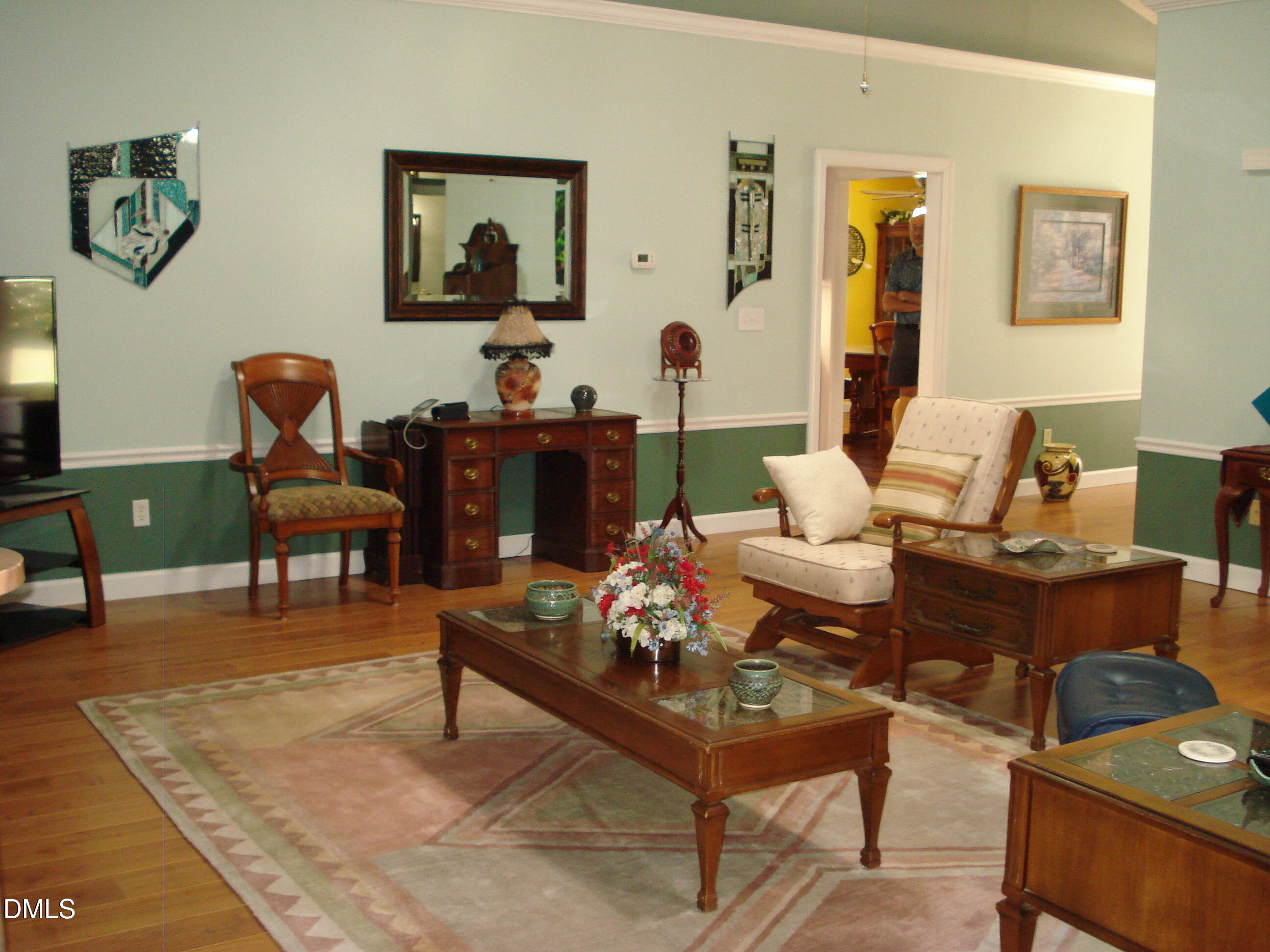 main property photo 19