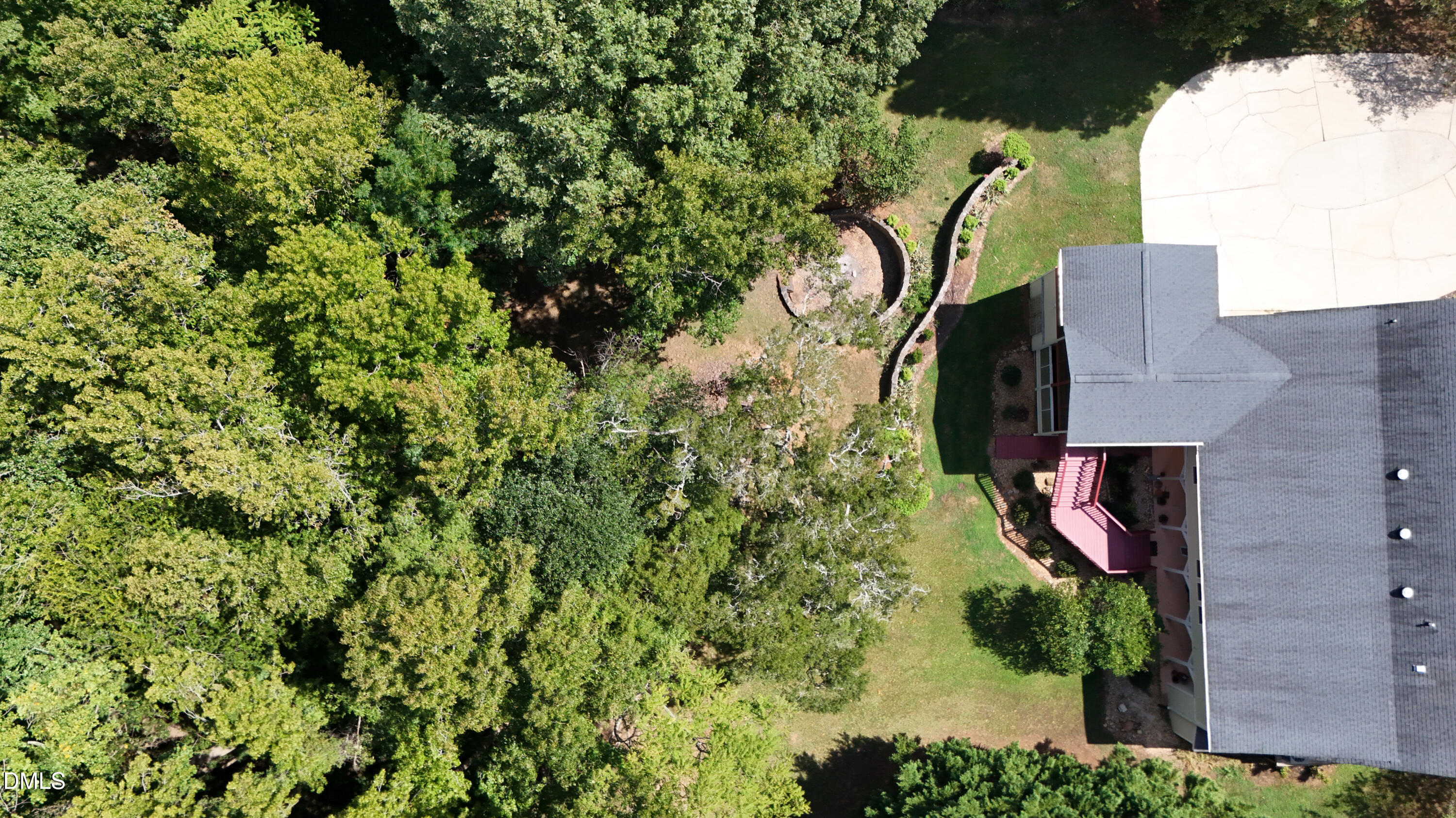 main property photo 49