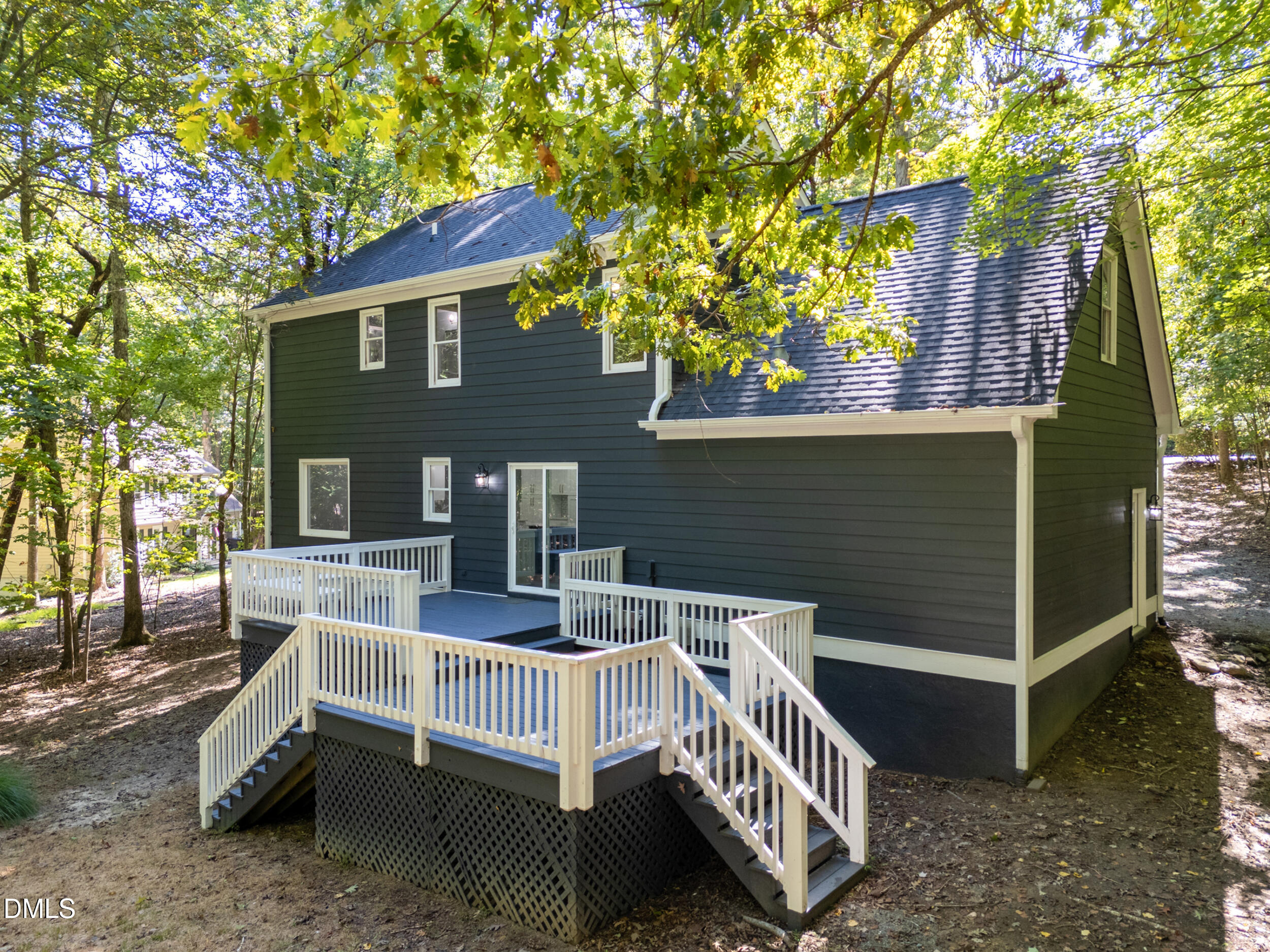 main property photo 50