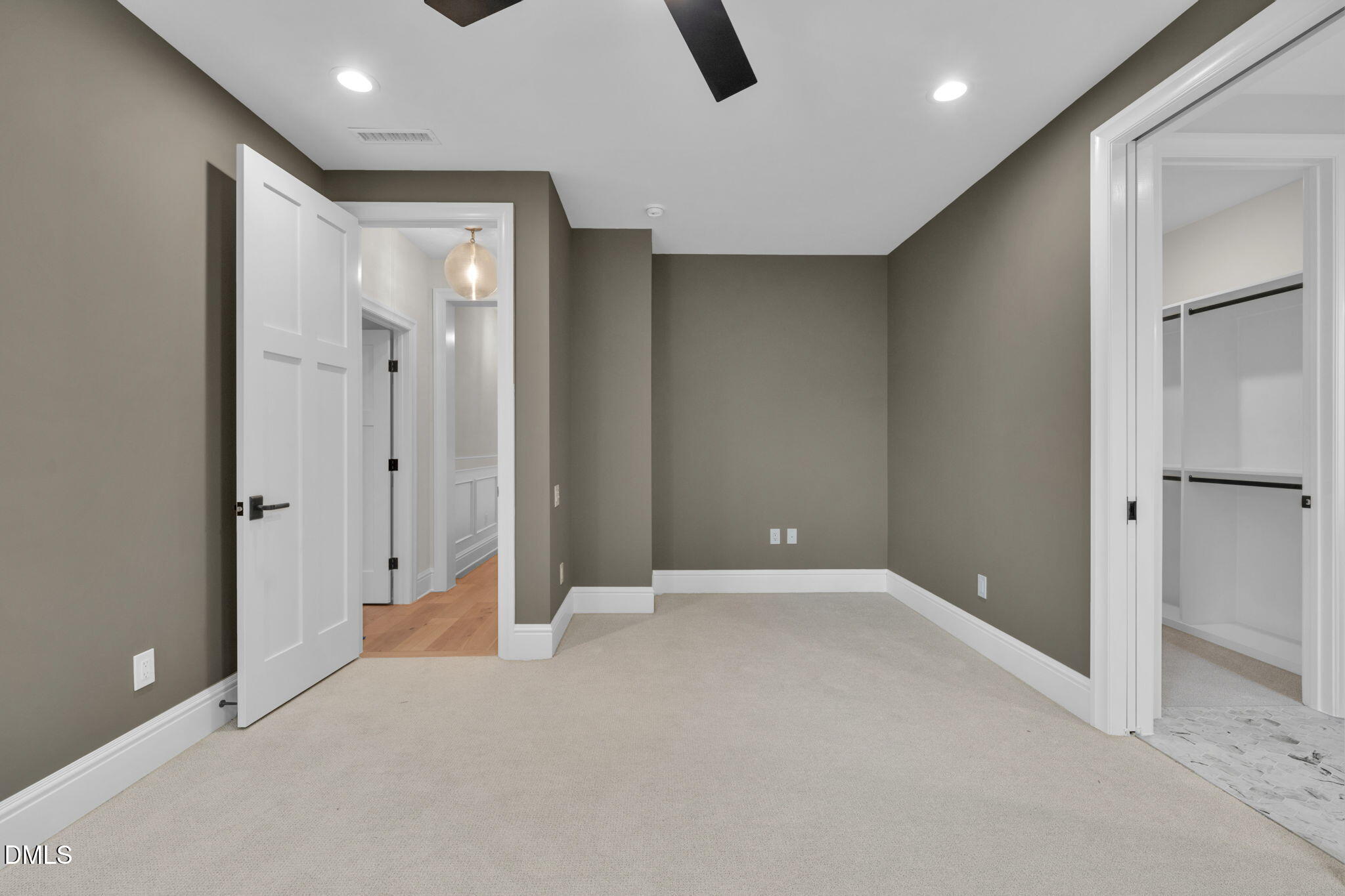 main property photo 61