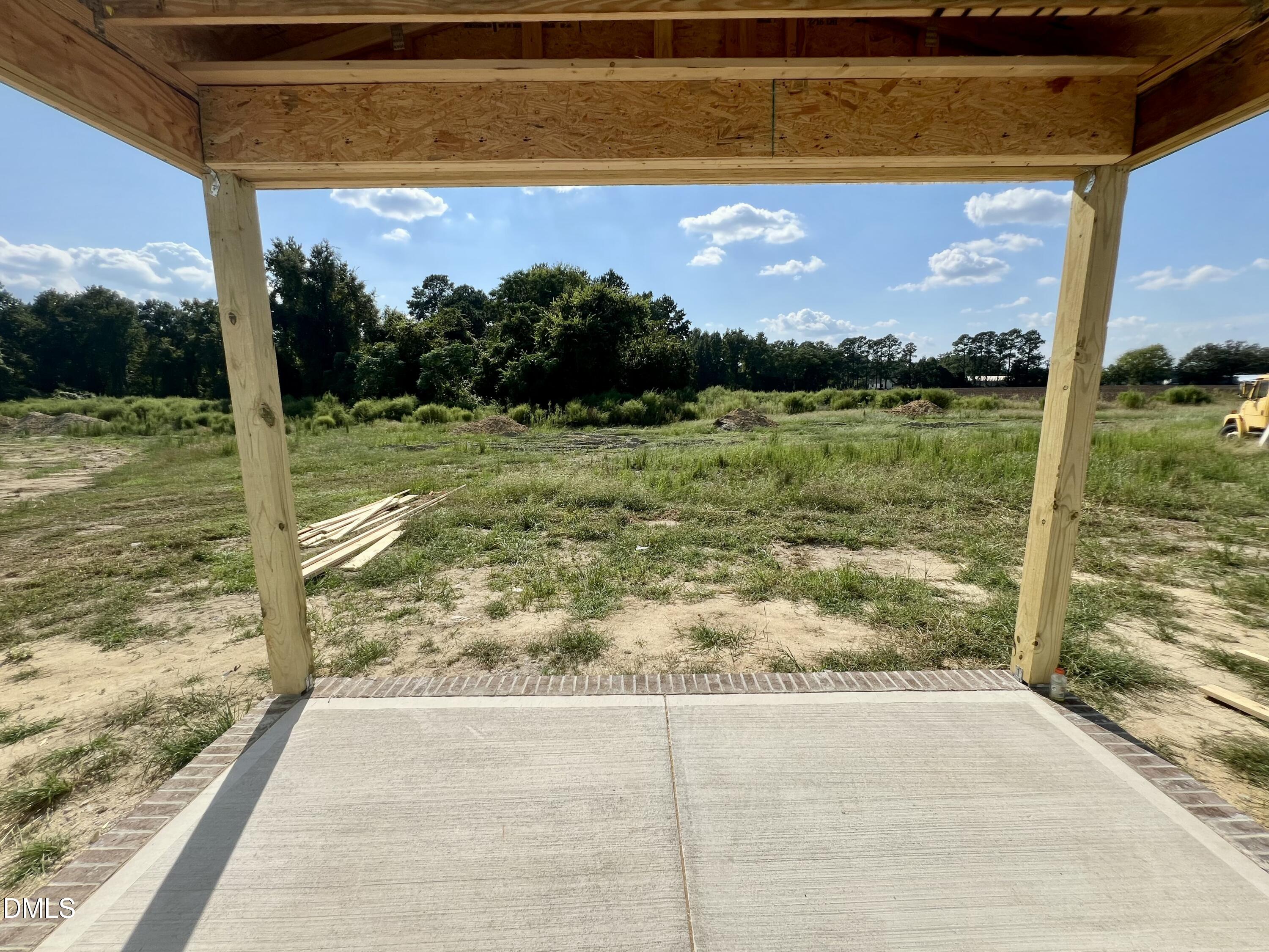 main property photo 16