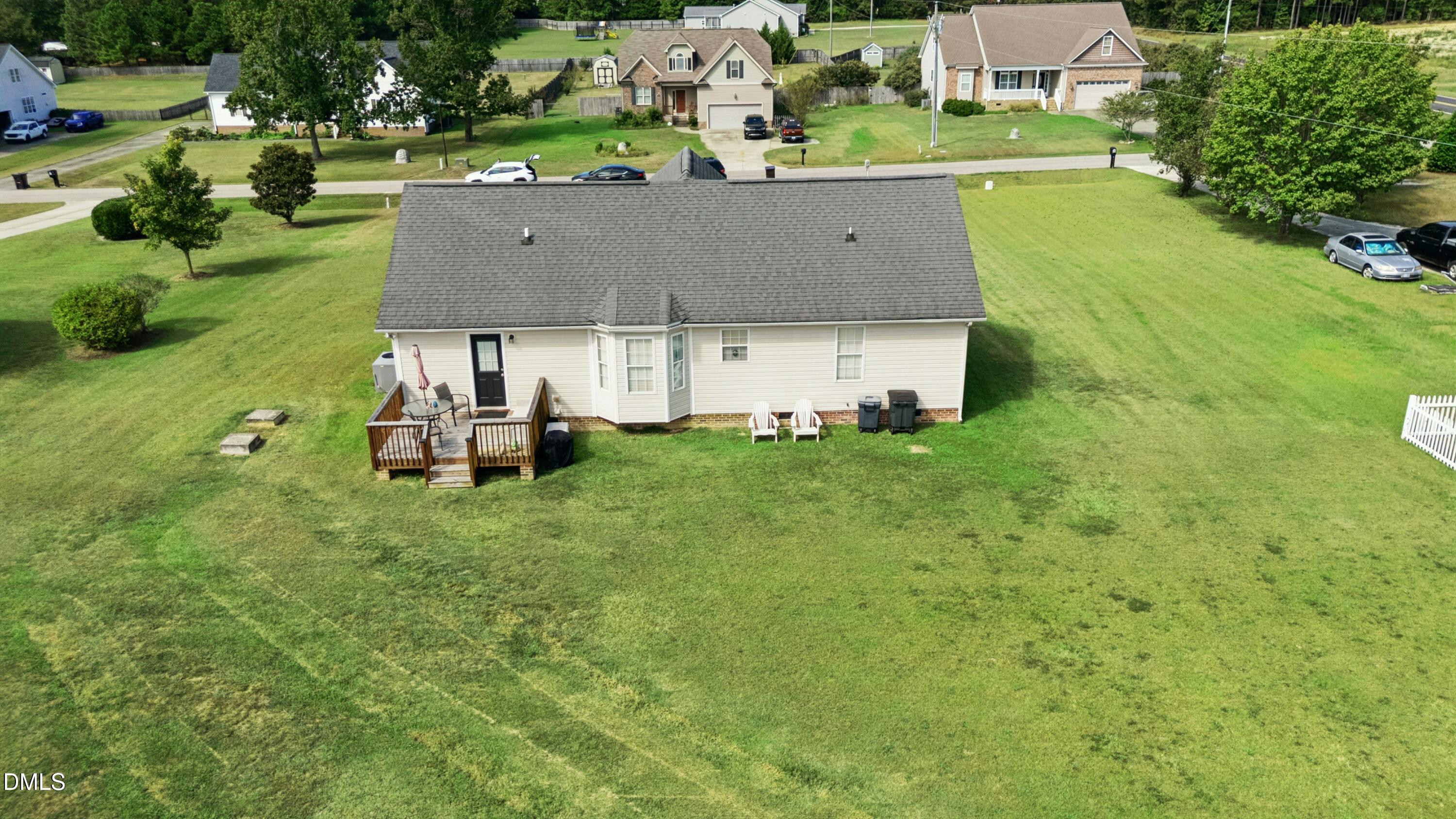main property photo 20