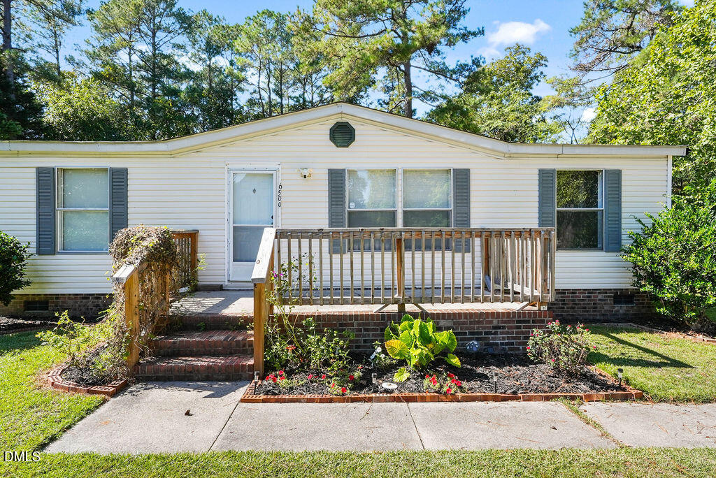 main property photo 3