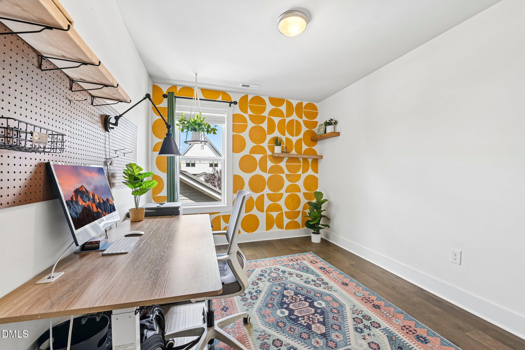 main property photo 19