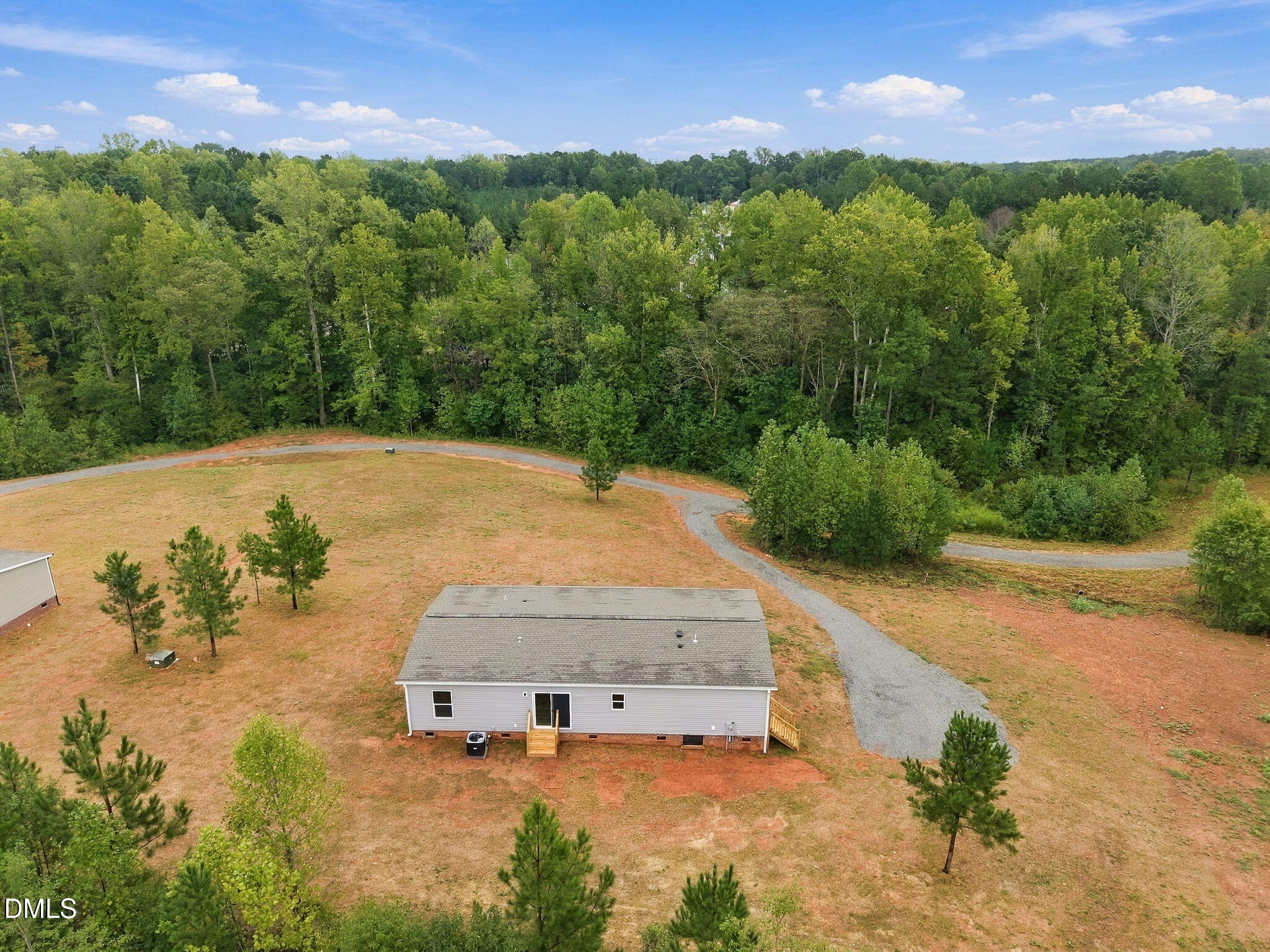 main property photo 41