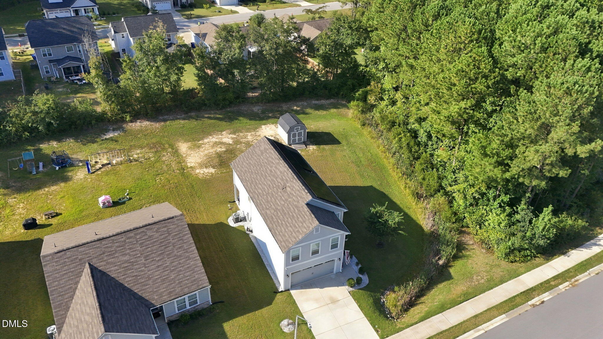main property photo 20