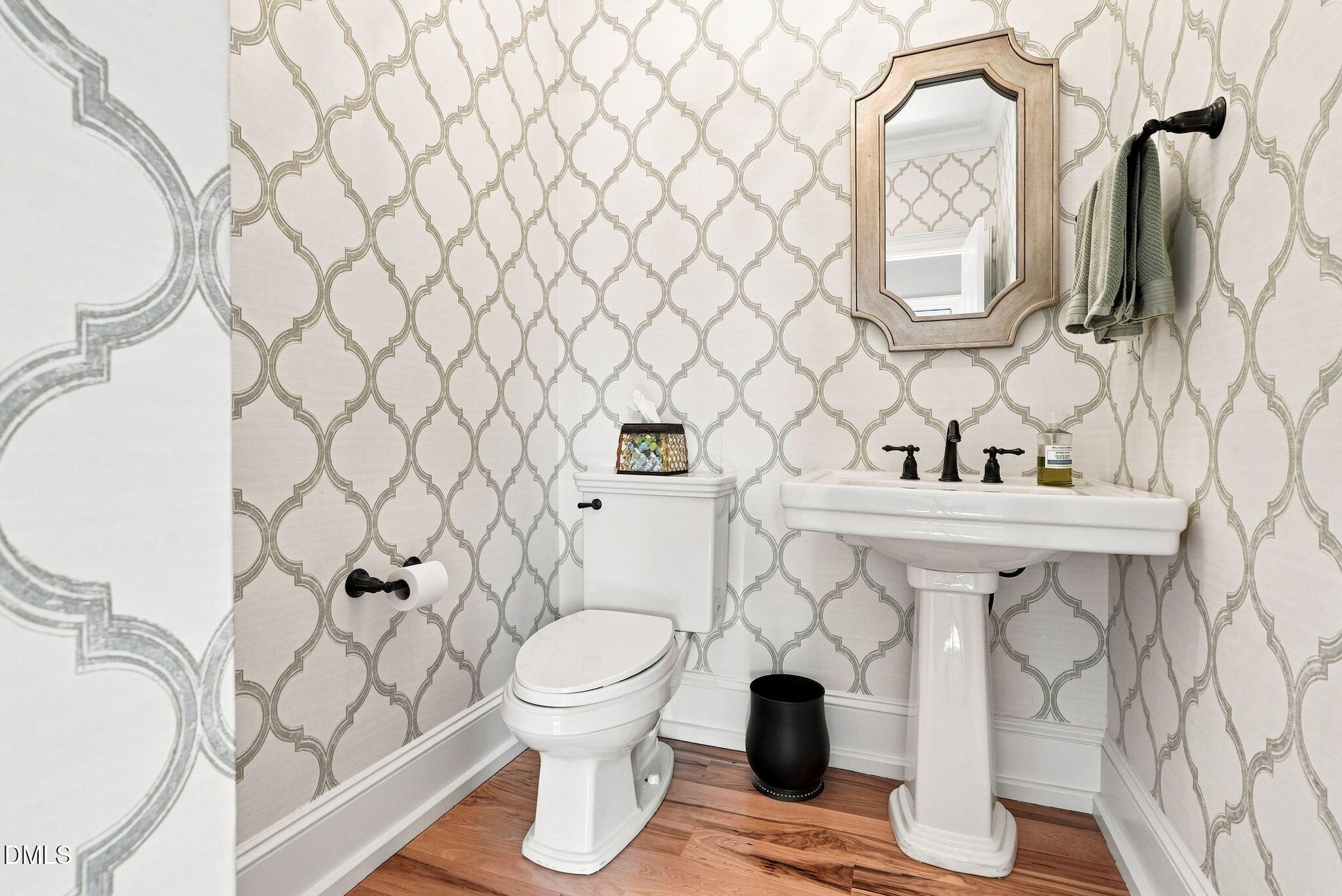 main property photo 24