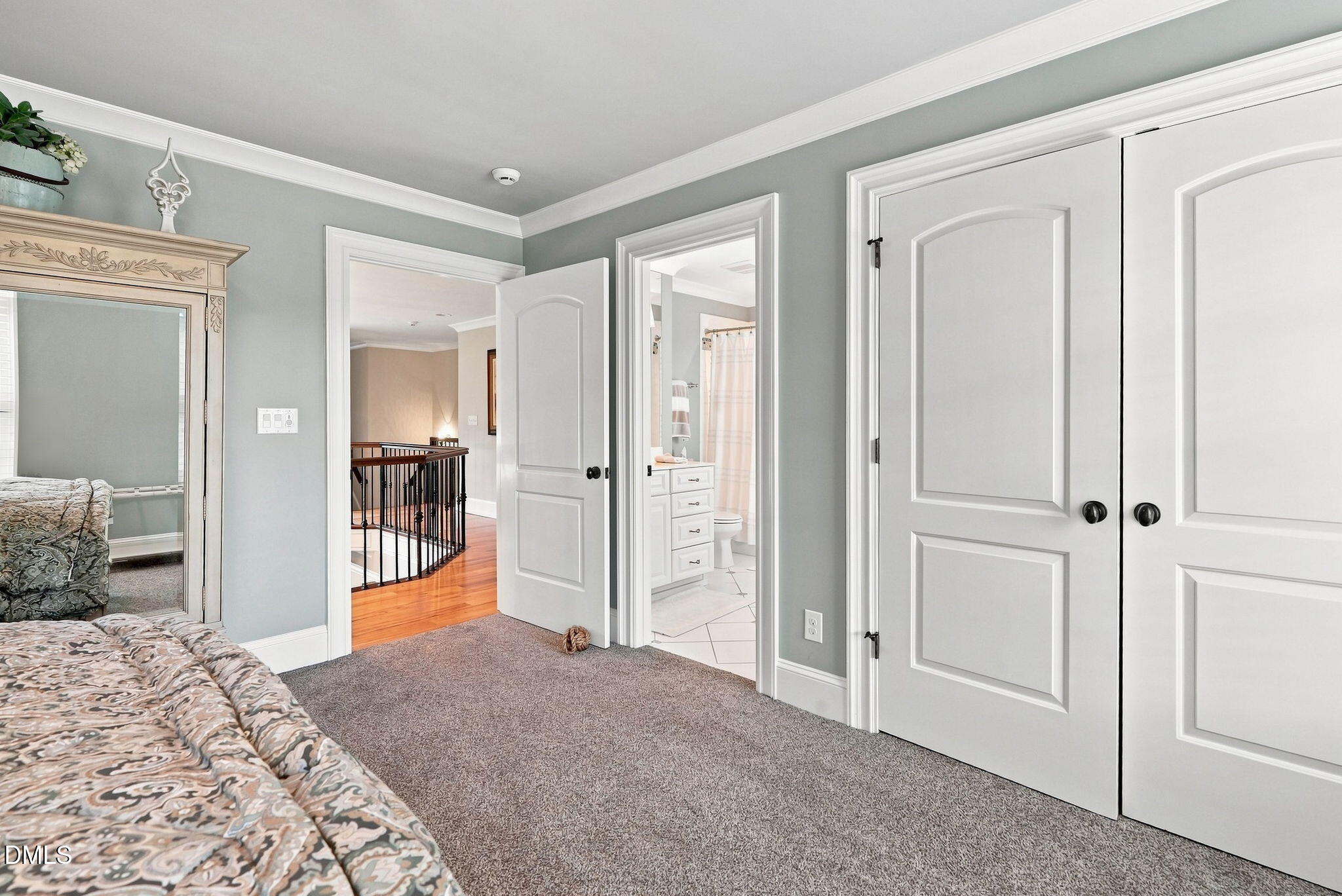 main property photo 42