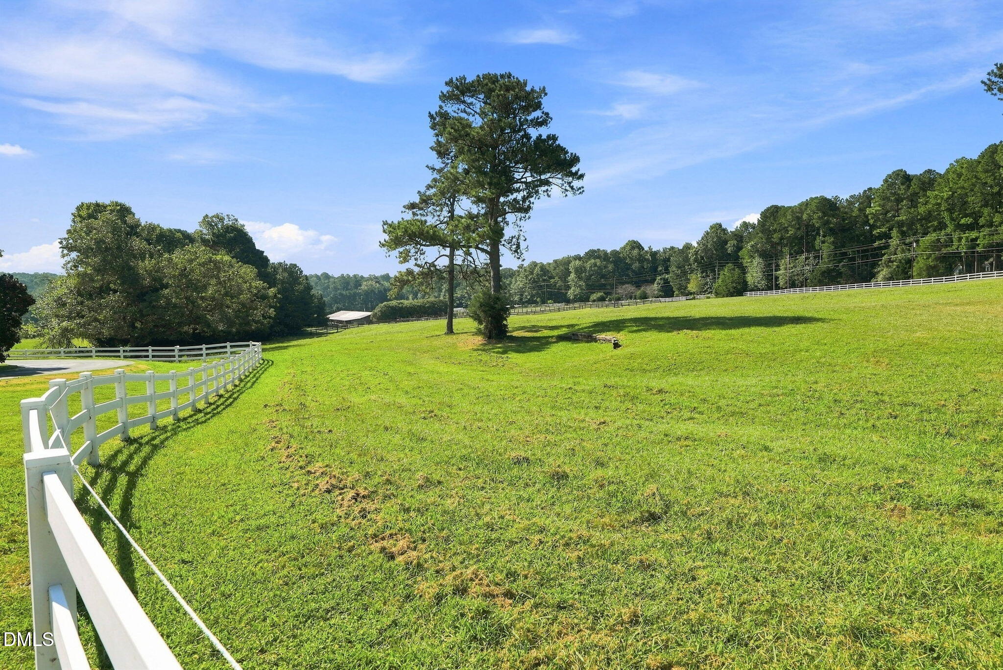 main property photo 75