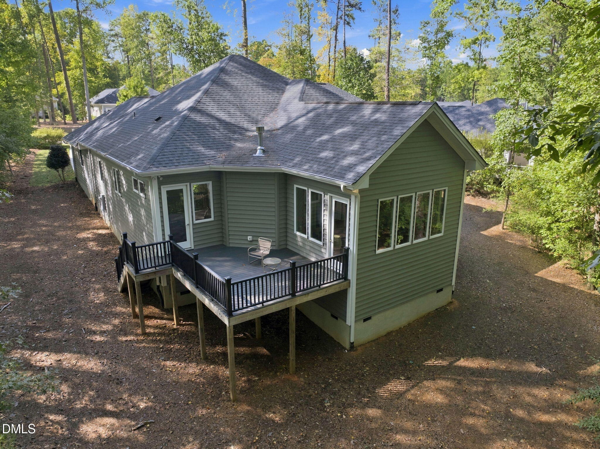 main property photo 39