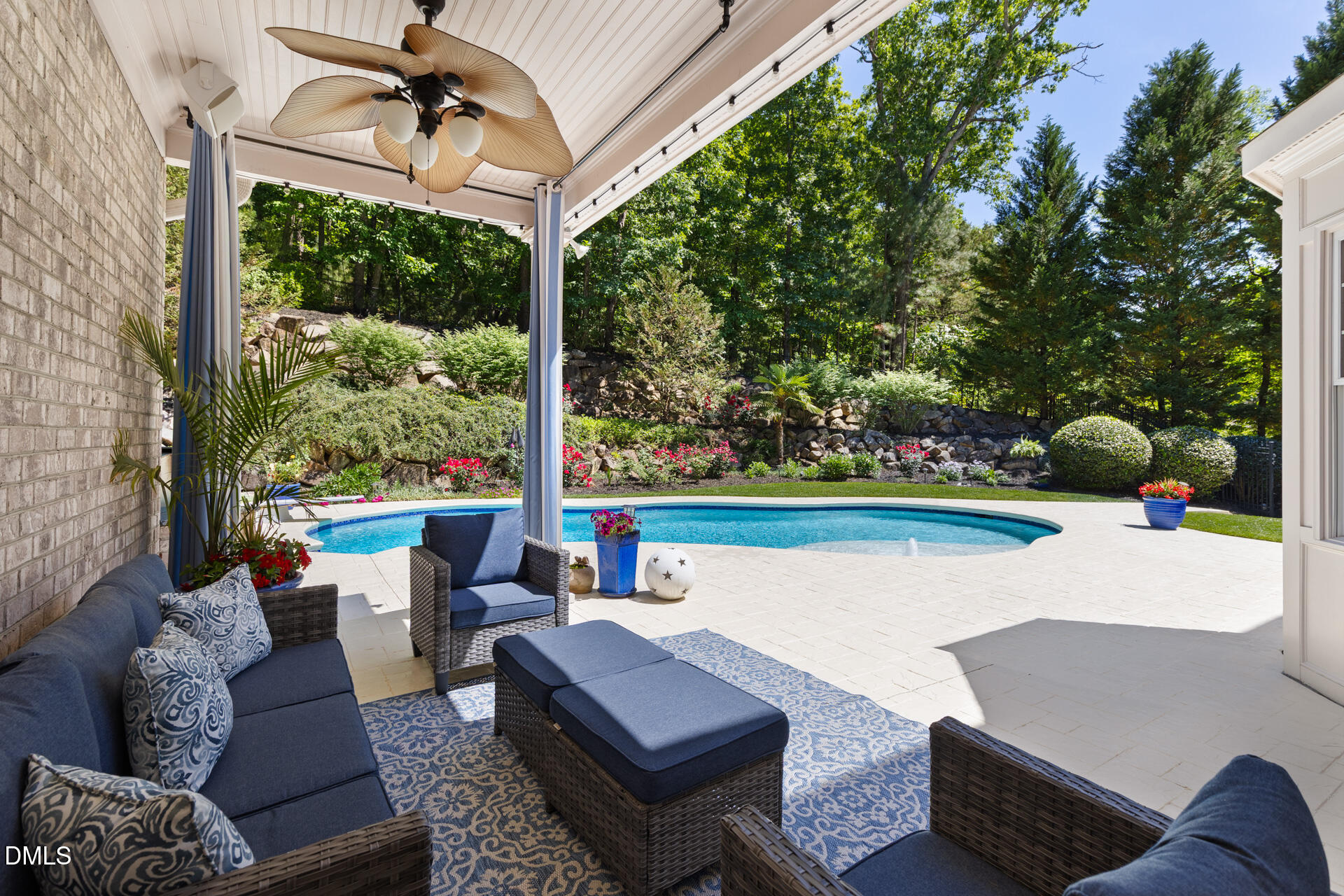 main property photo 31