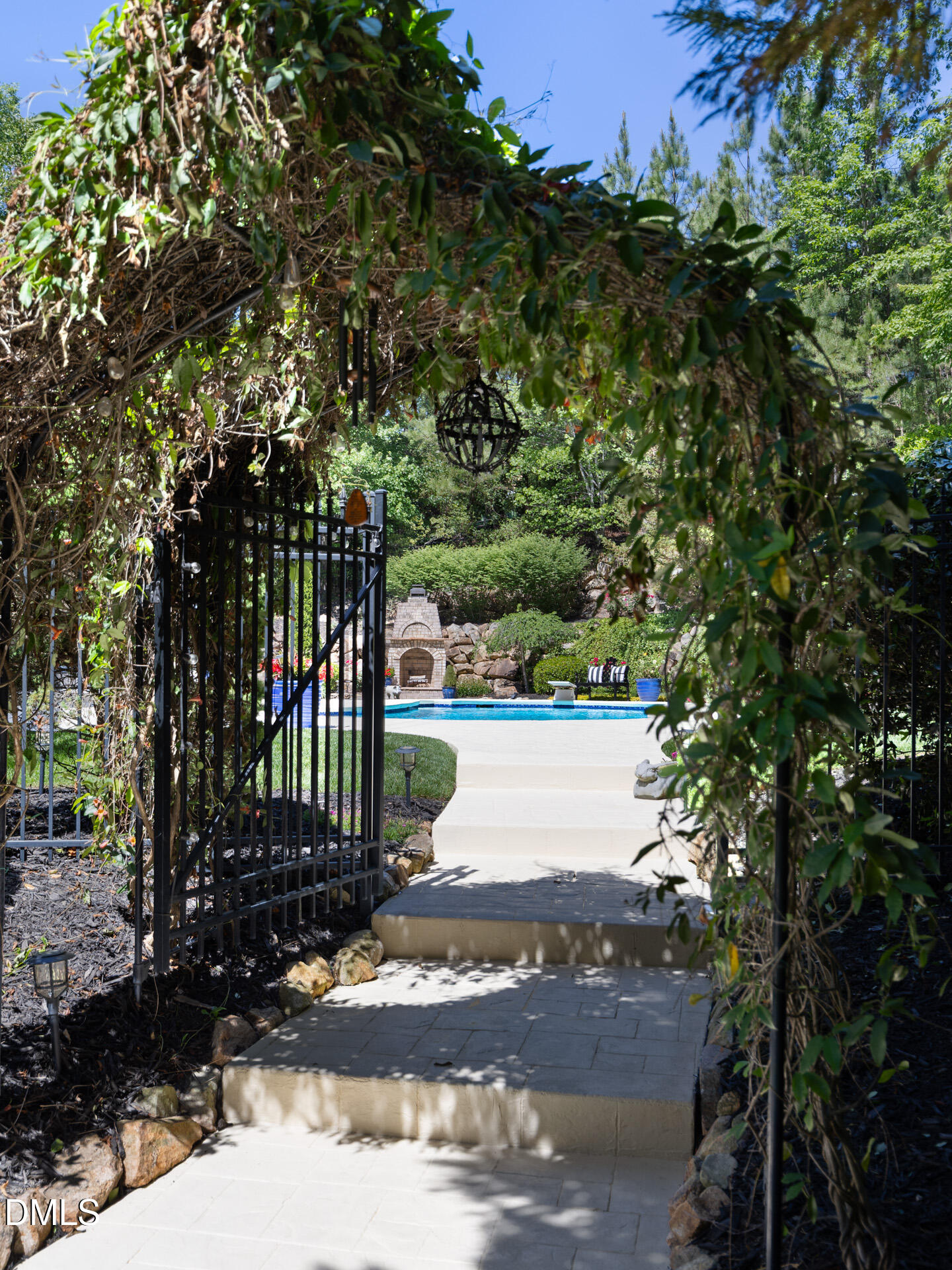 main property photo 36