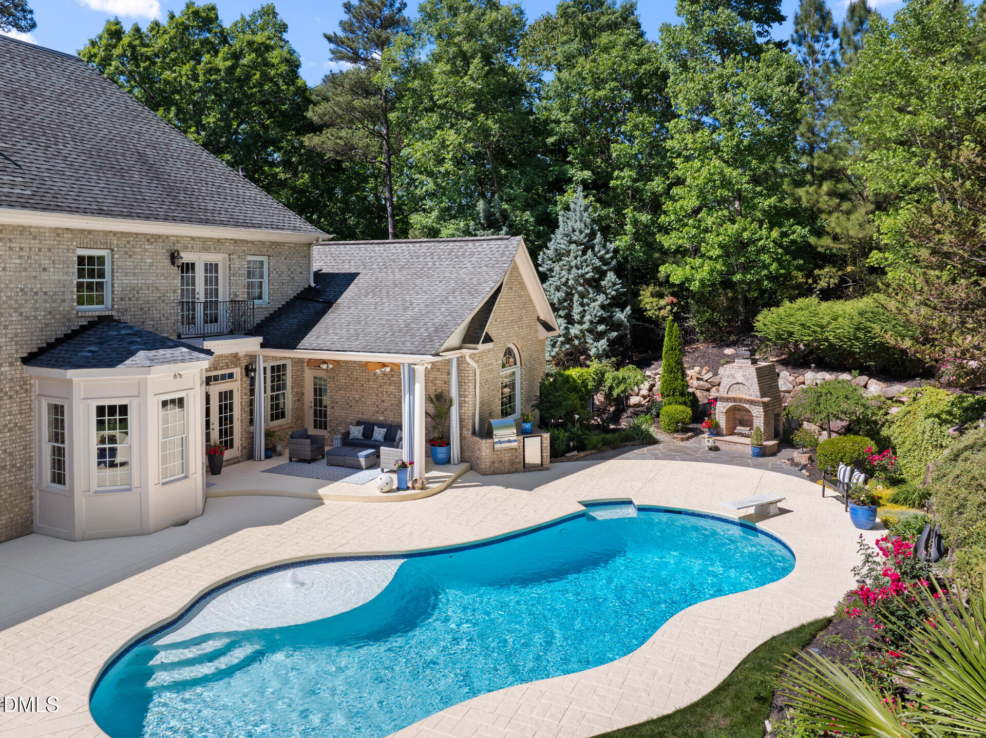 main property photo 38