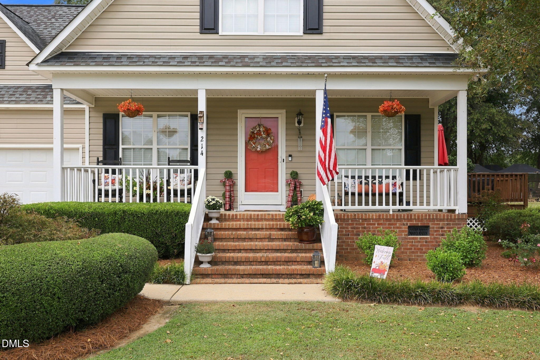 main property photo 30