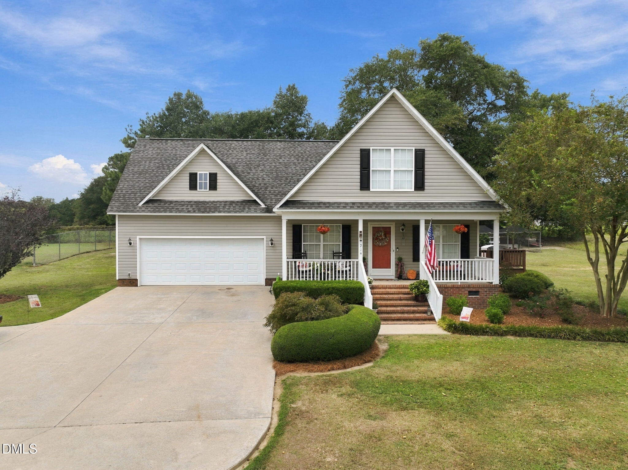main property photo 34