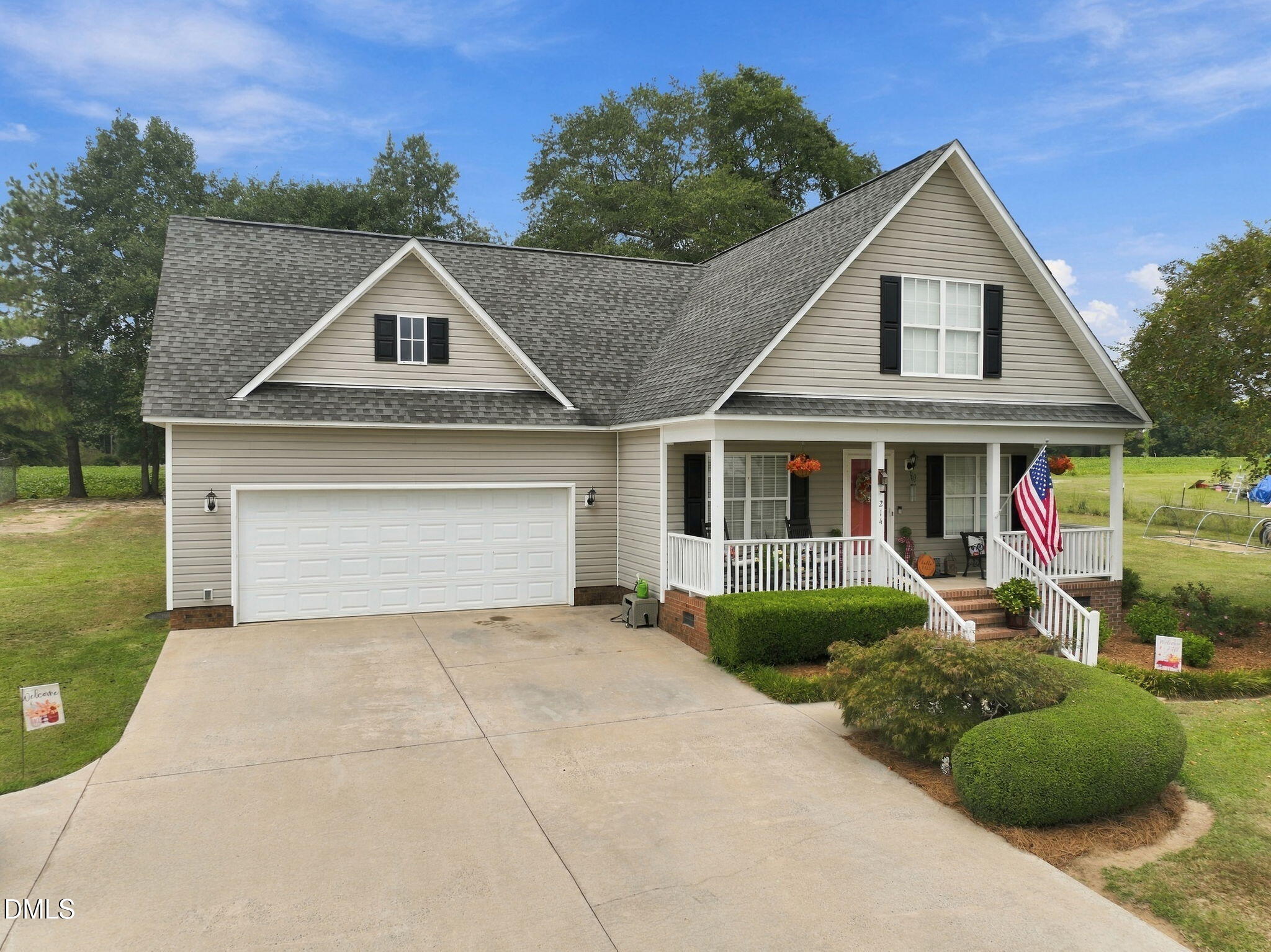 main property photo 35