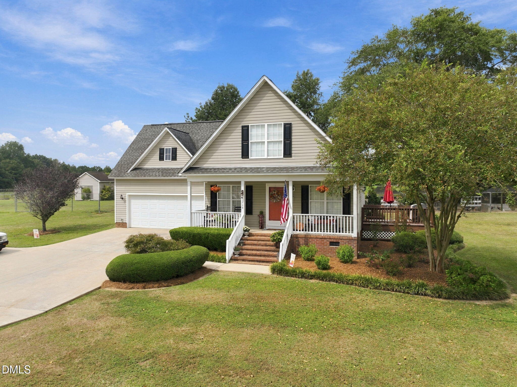 main property photo 36