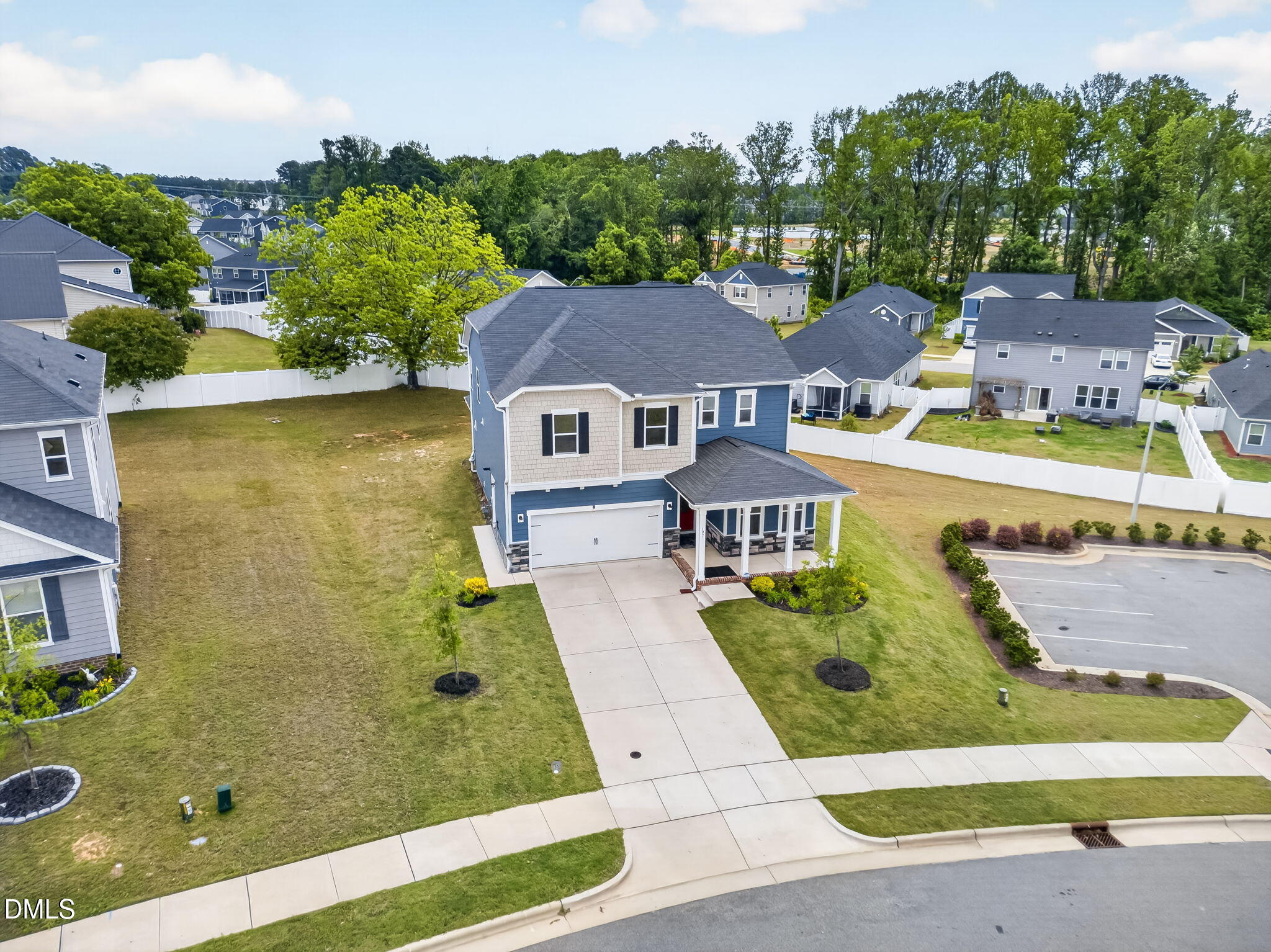 main property photo 35