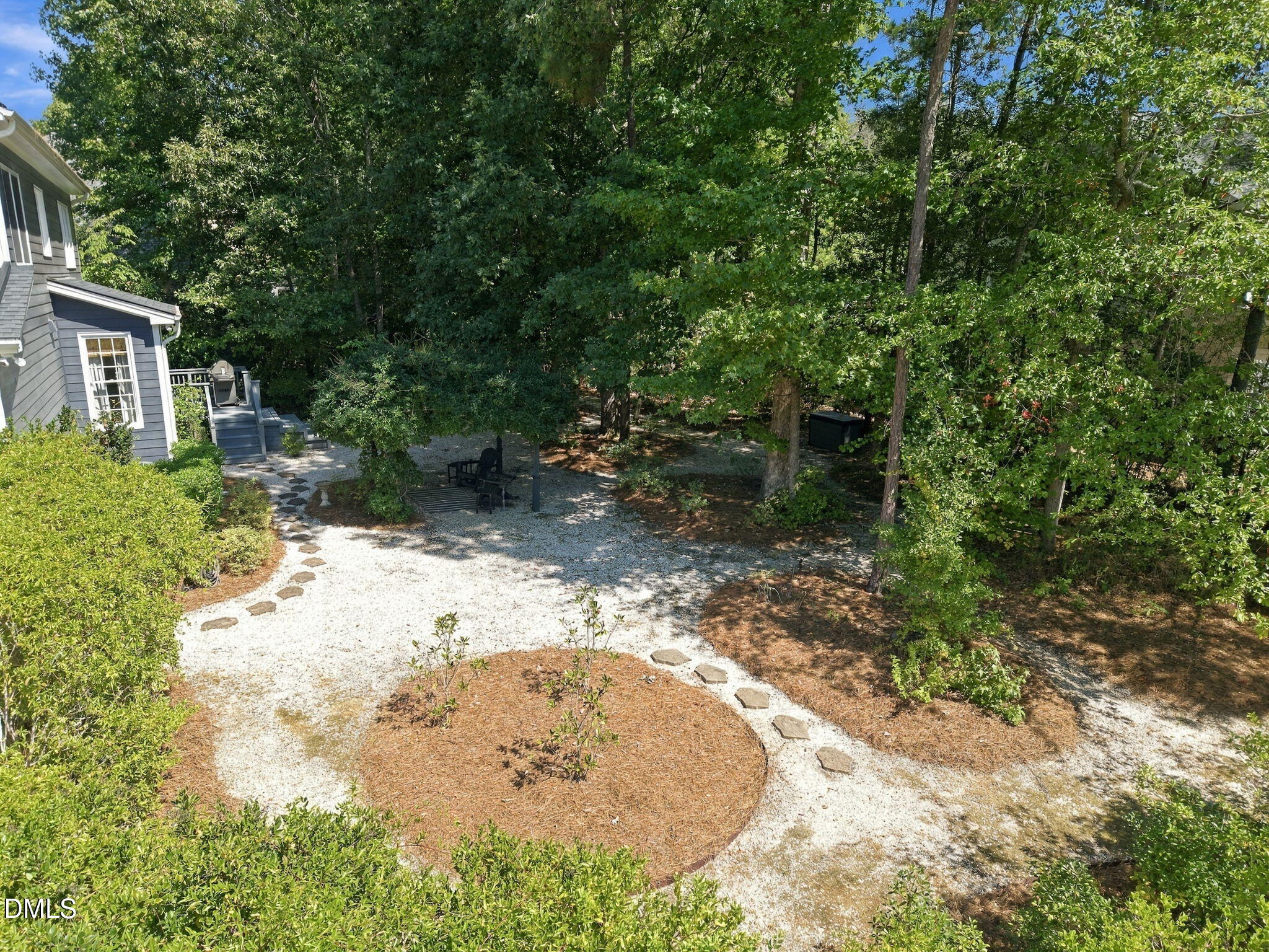 main property photo 50