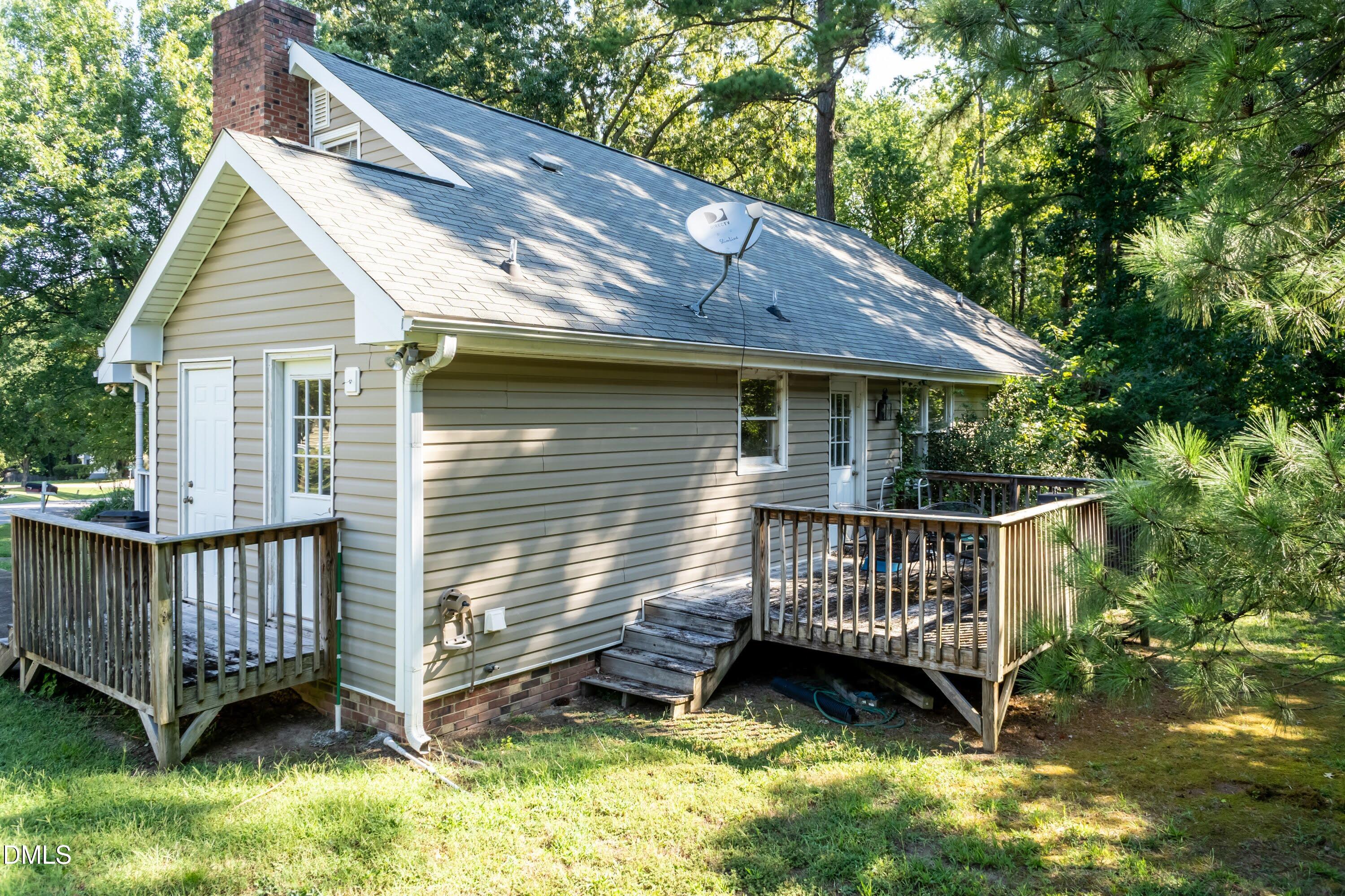 main property photo 32