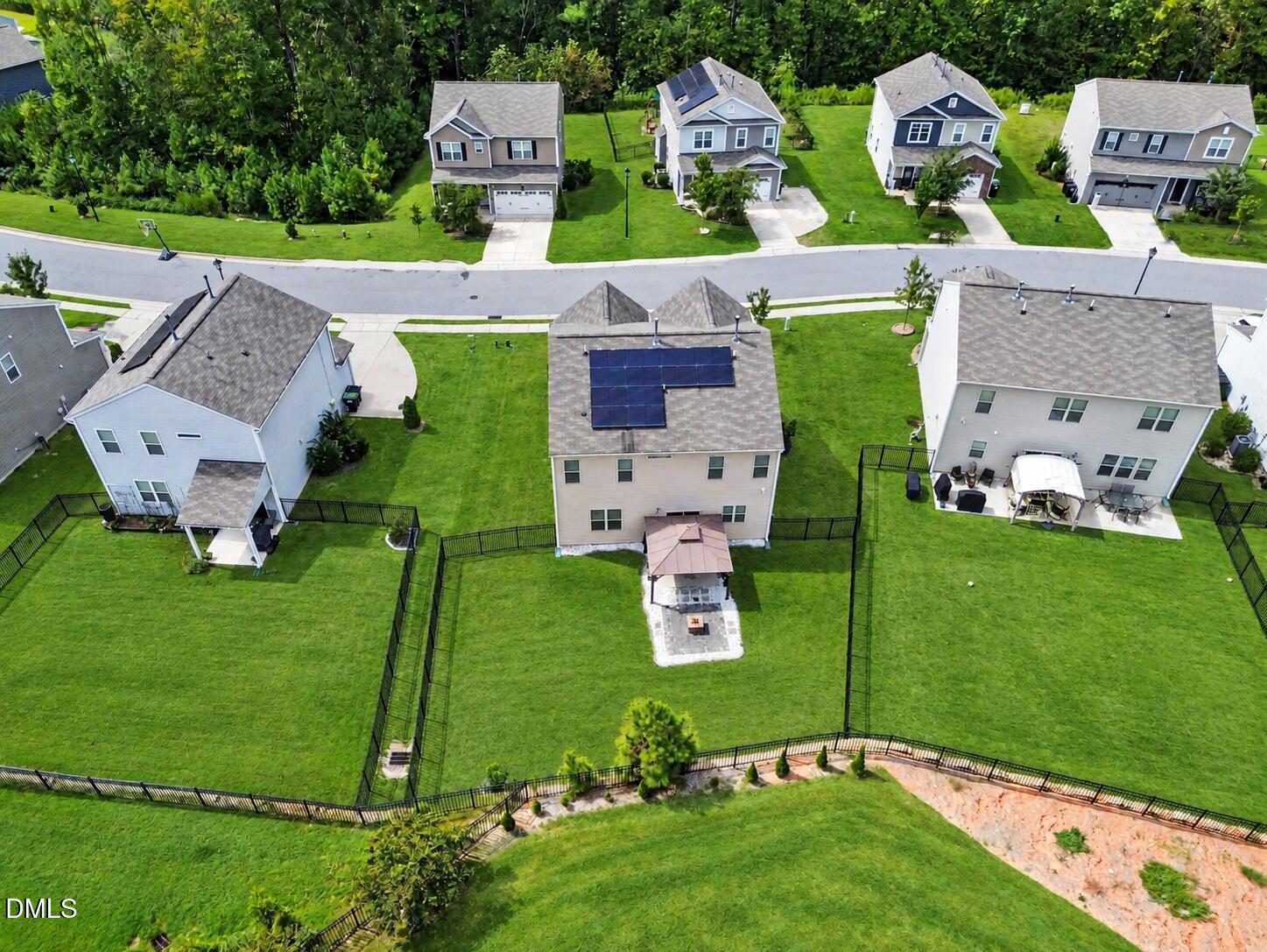 main property photo 34
