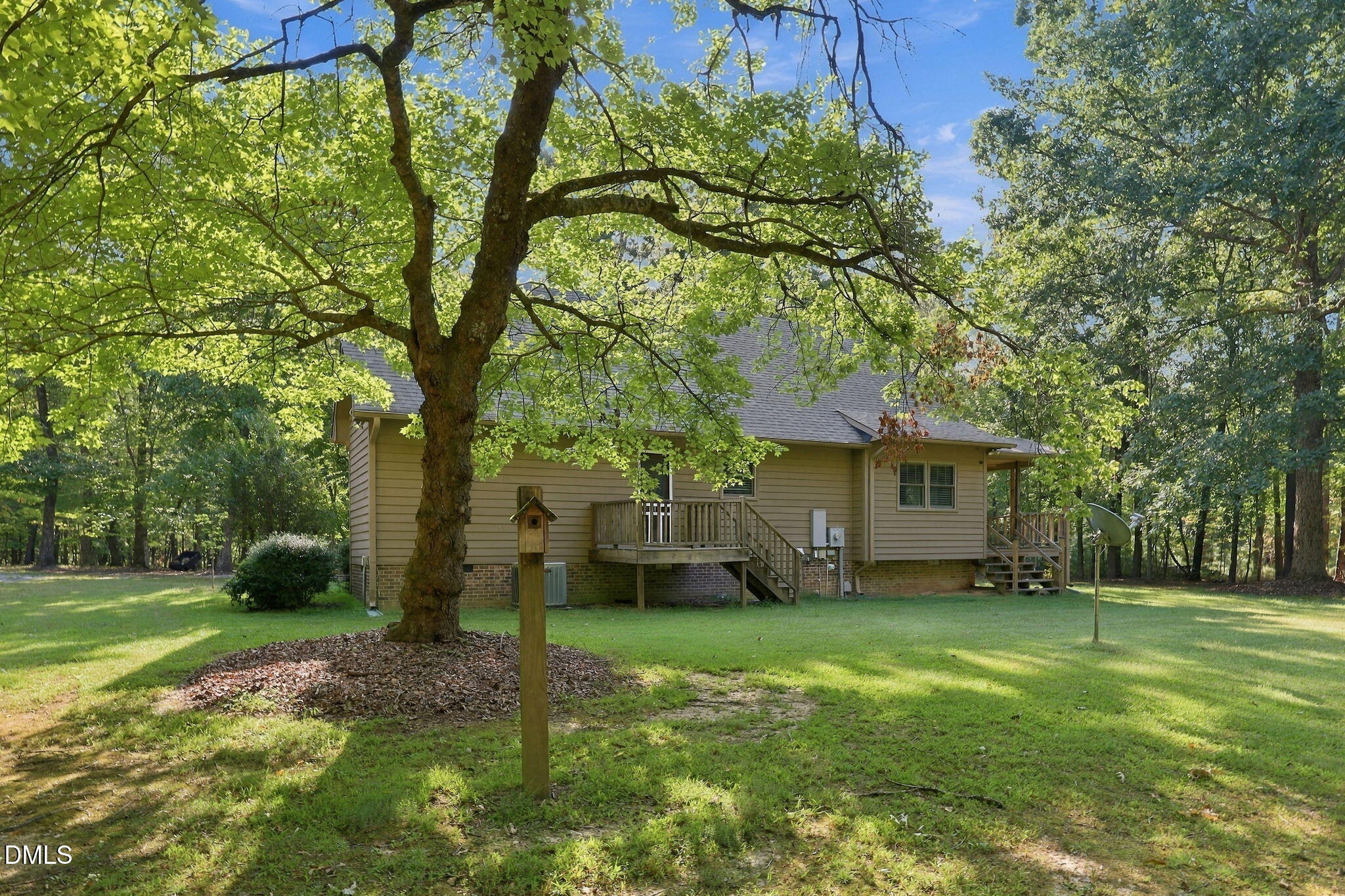 main property photo 34