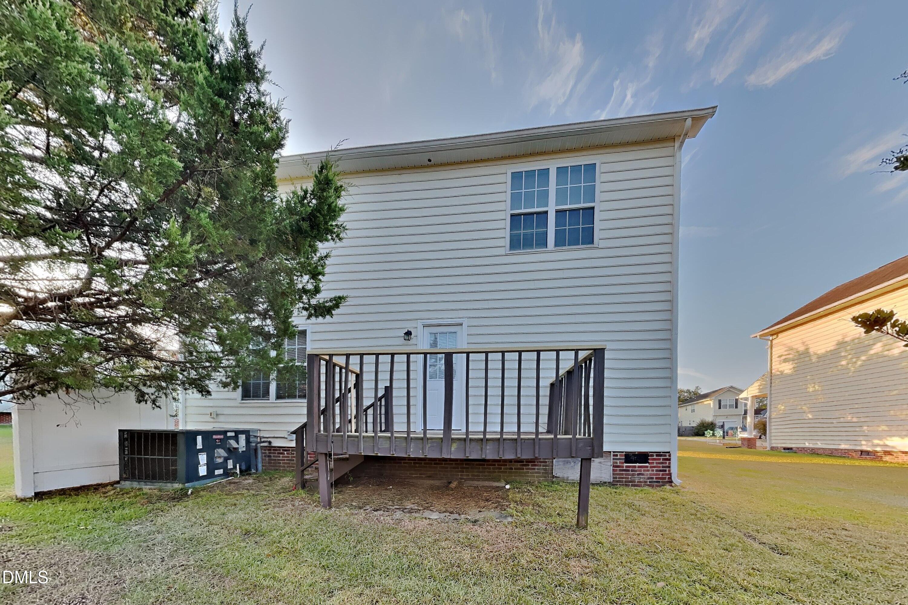 main property photo 15