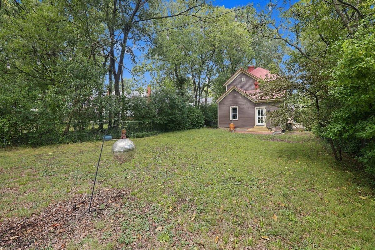 main property photo 47