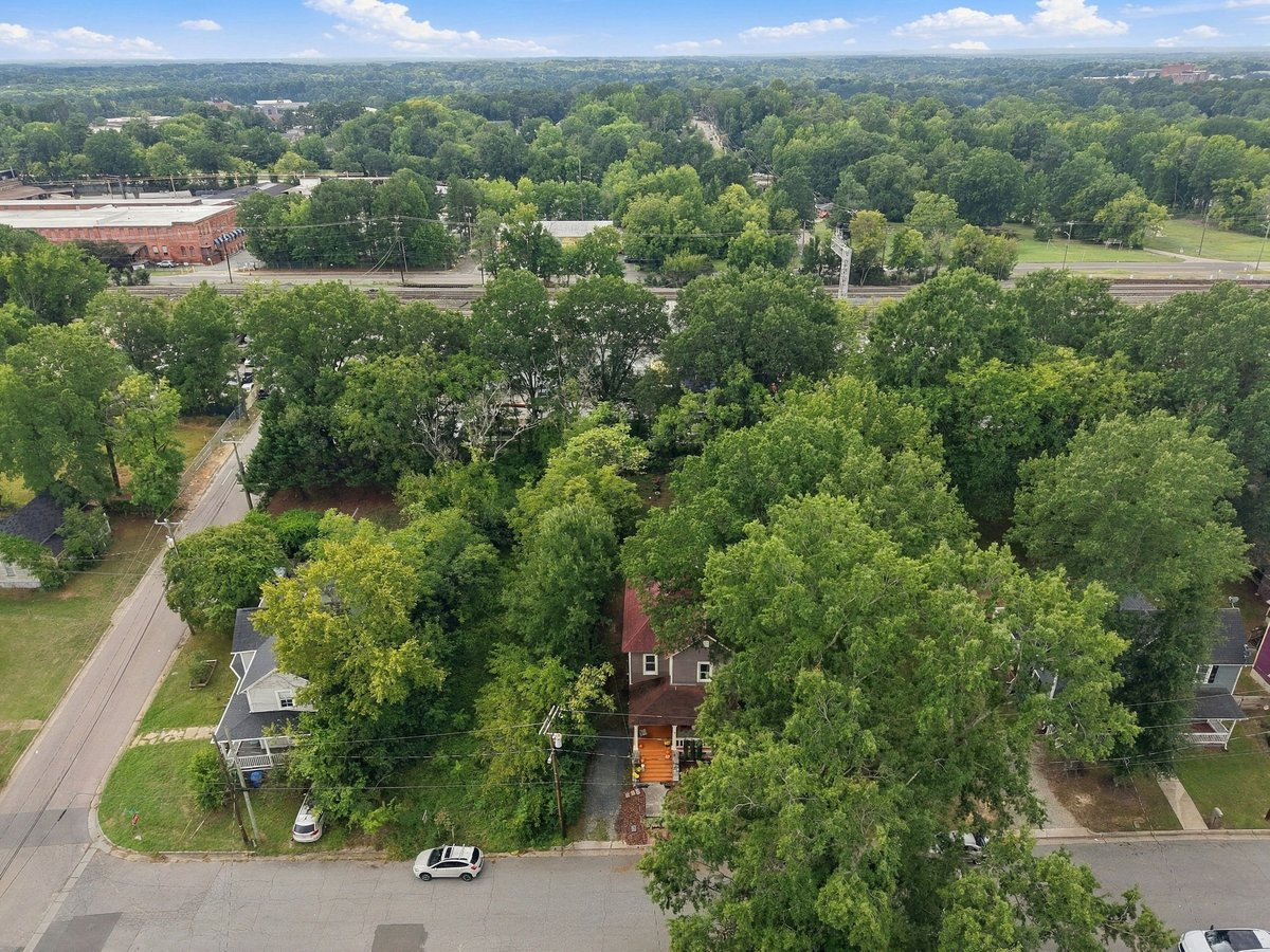 main property photo 53