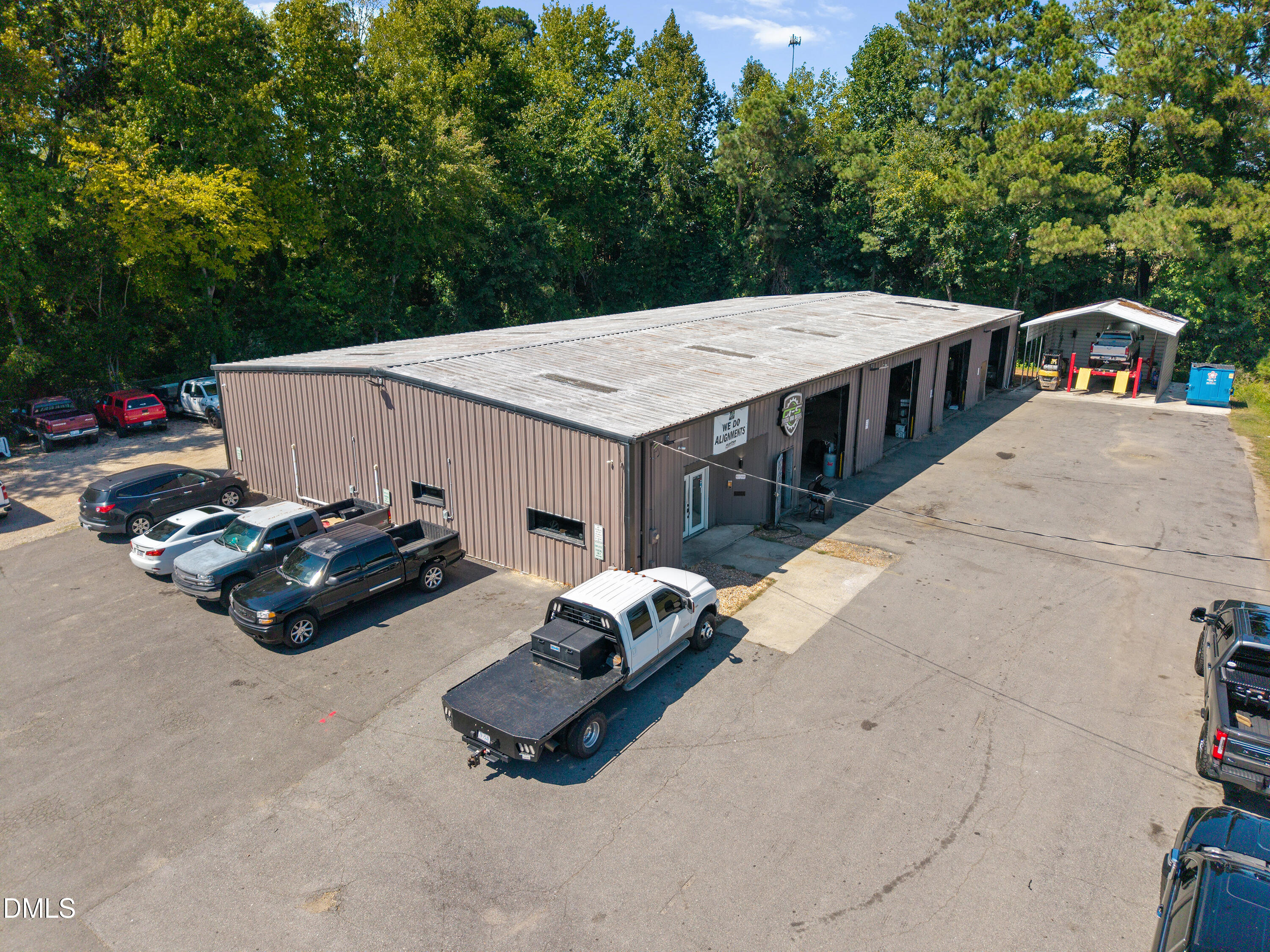 main property photo 35